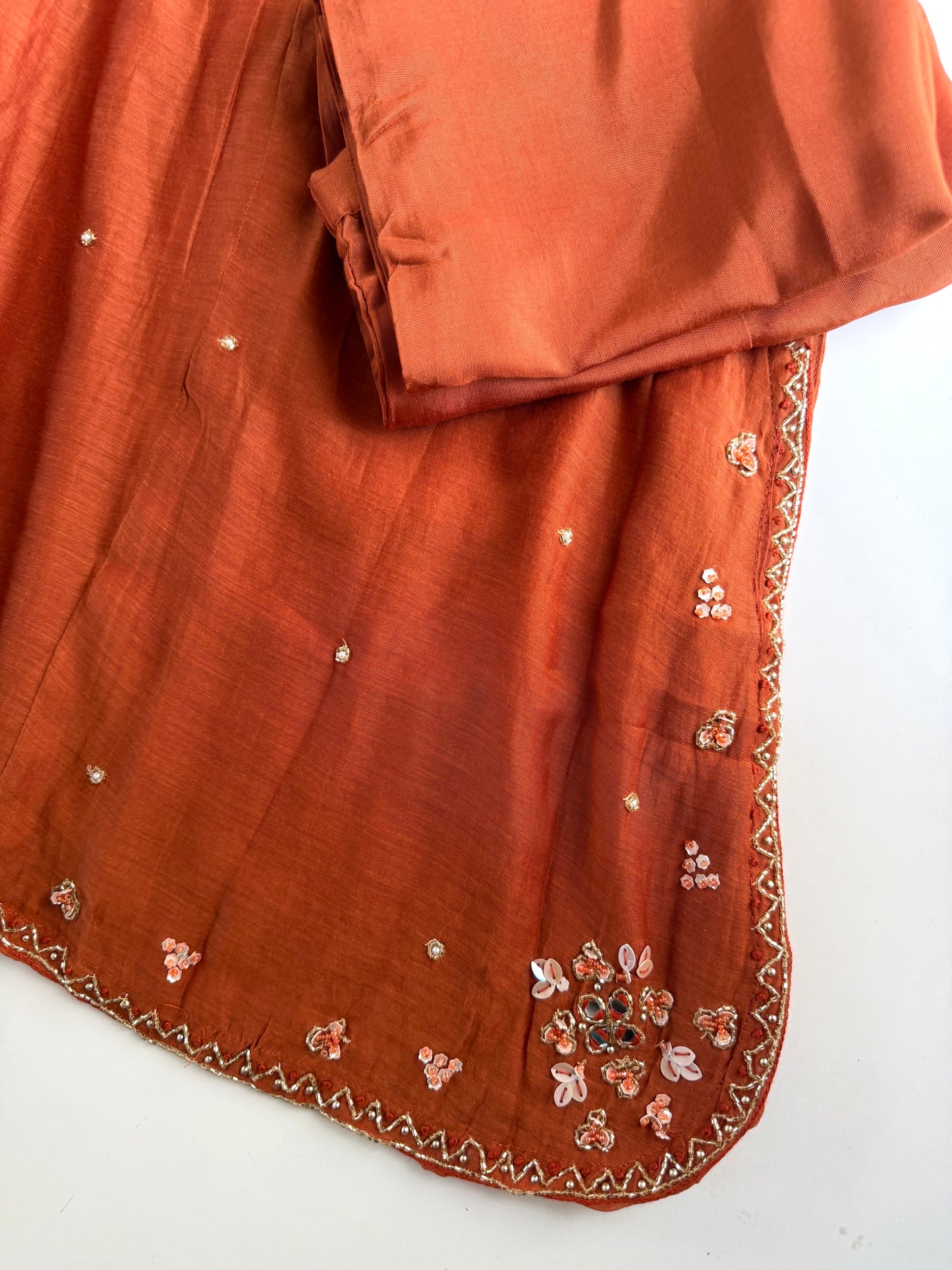 K435 - Mul chanderi handwork Aline Kurti with pants and dupatta