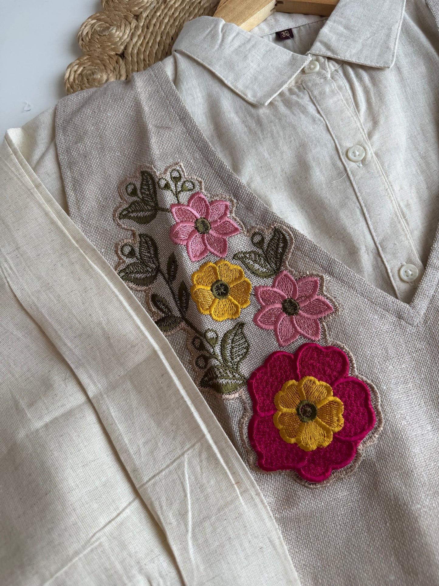 K083 - Jute linen embroidered coord set