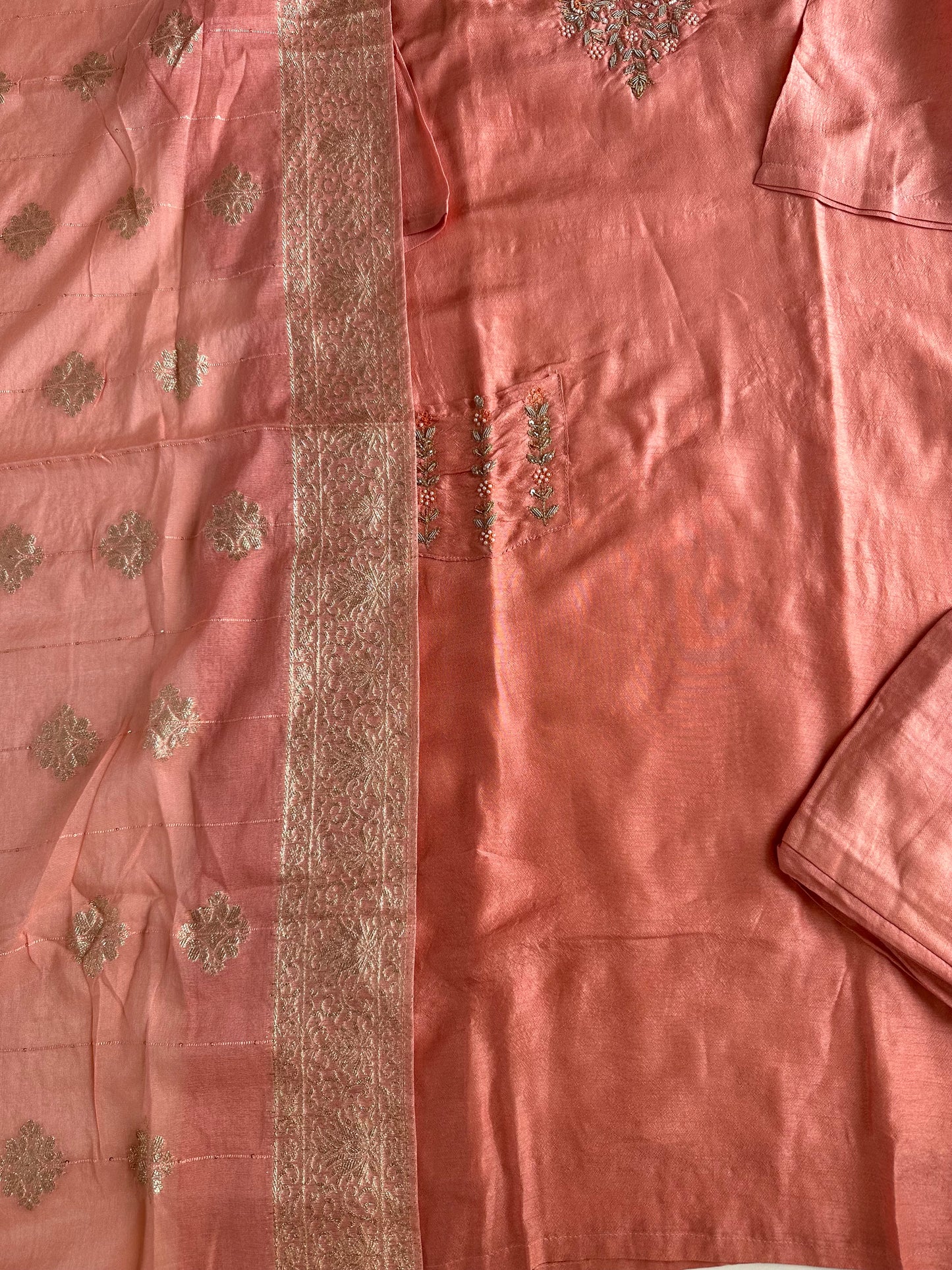 D444 - Dola silk straight Kurti with pants and dupatta