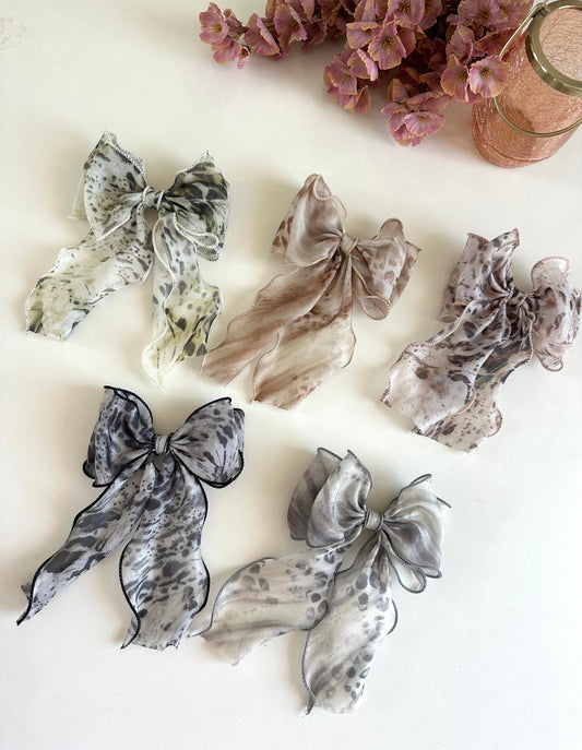 A017 - Printed bow clip (per piece)
