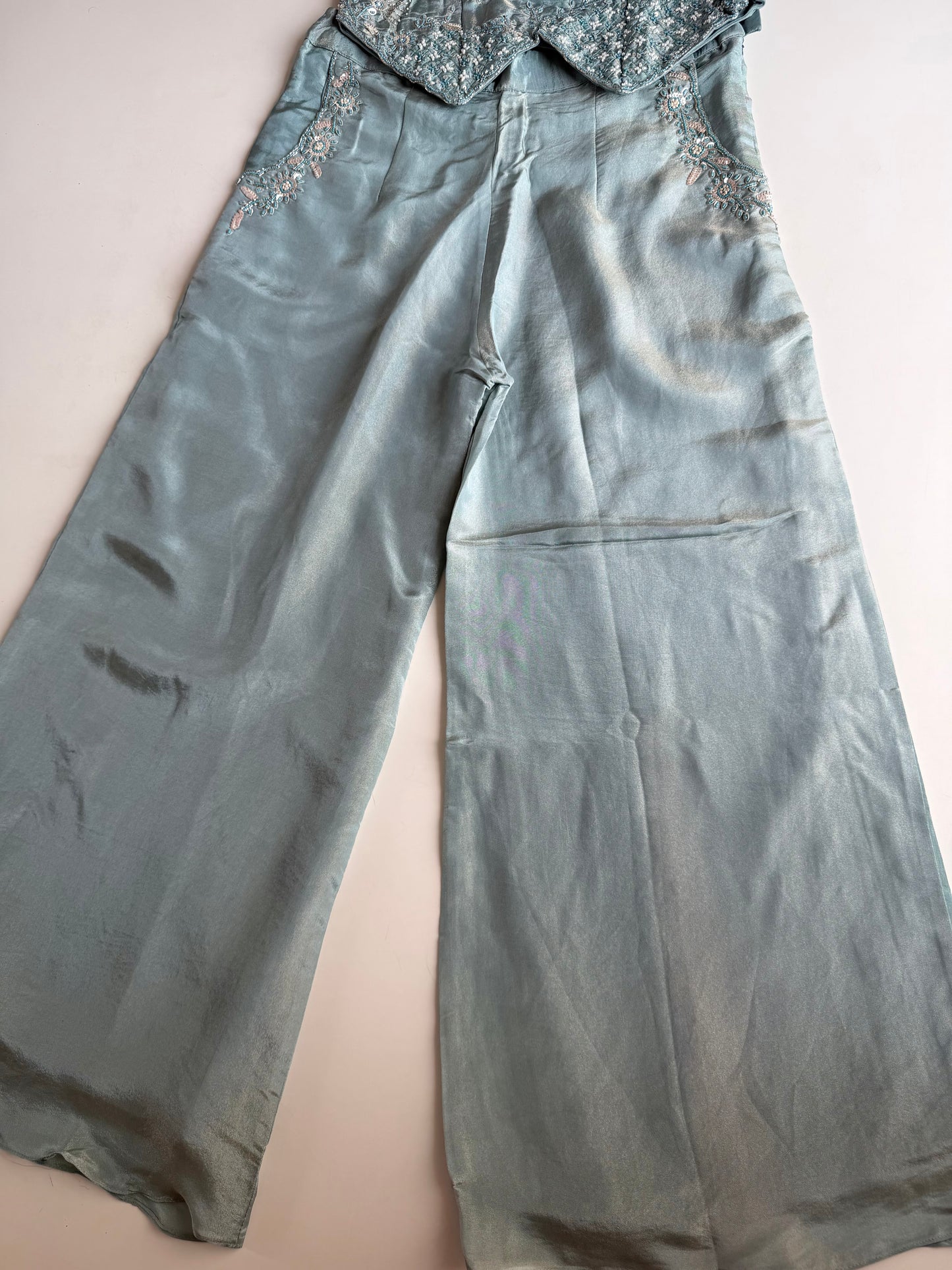 K533 - Tissue silk handwork crop top with divider pants in 3 colours
