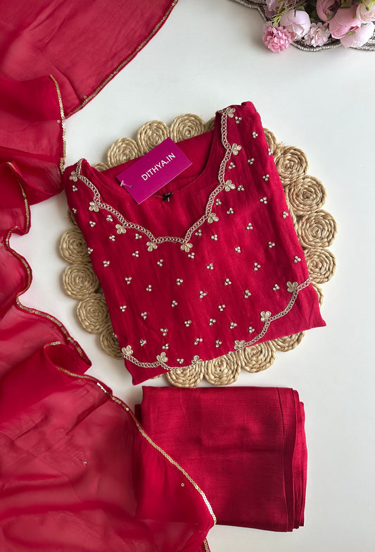 K184 - Mul Chanderi gota work straight Kurti with pants and dupatta