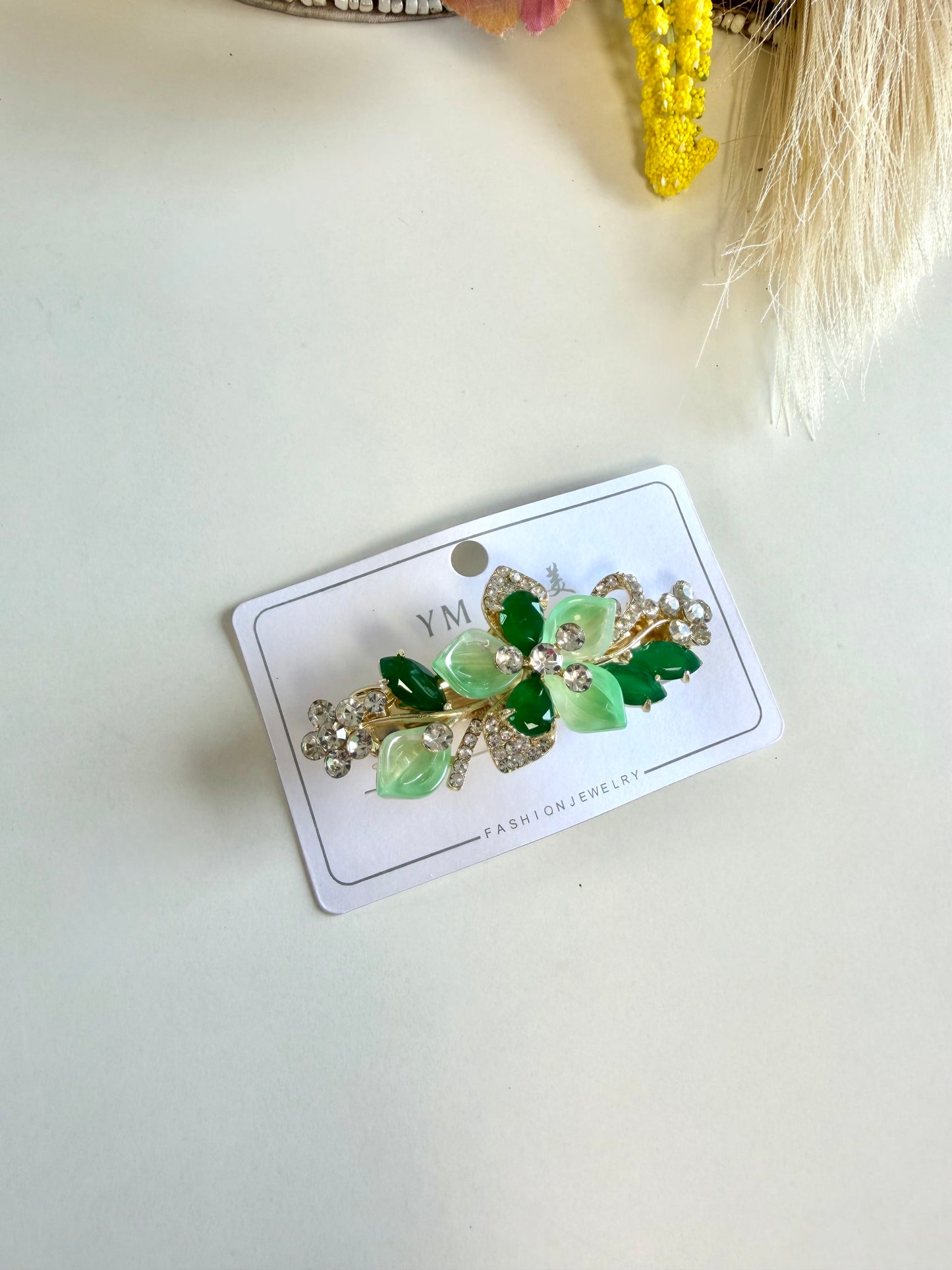 A047 - Designer stone hair clip