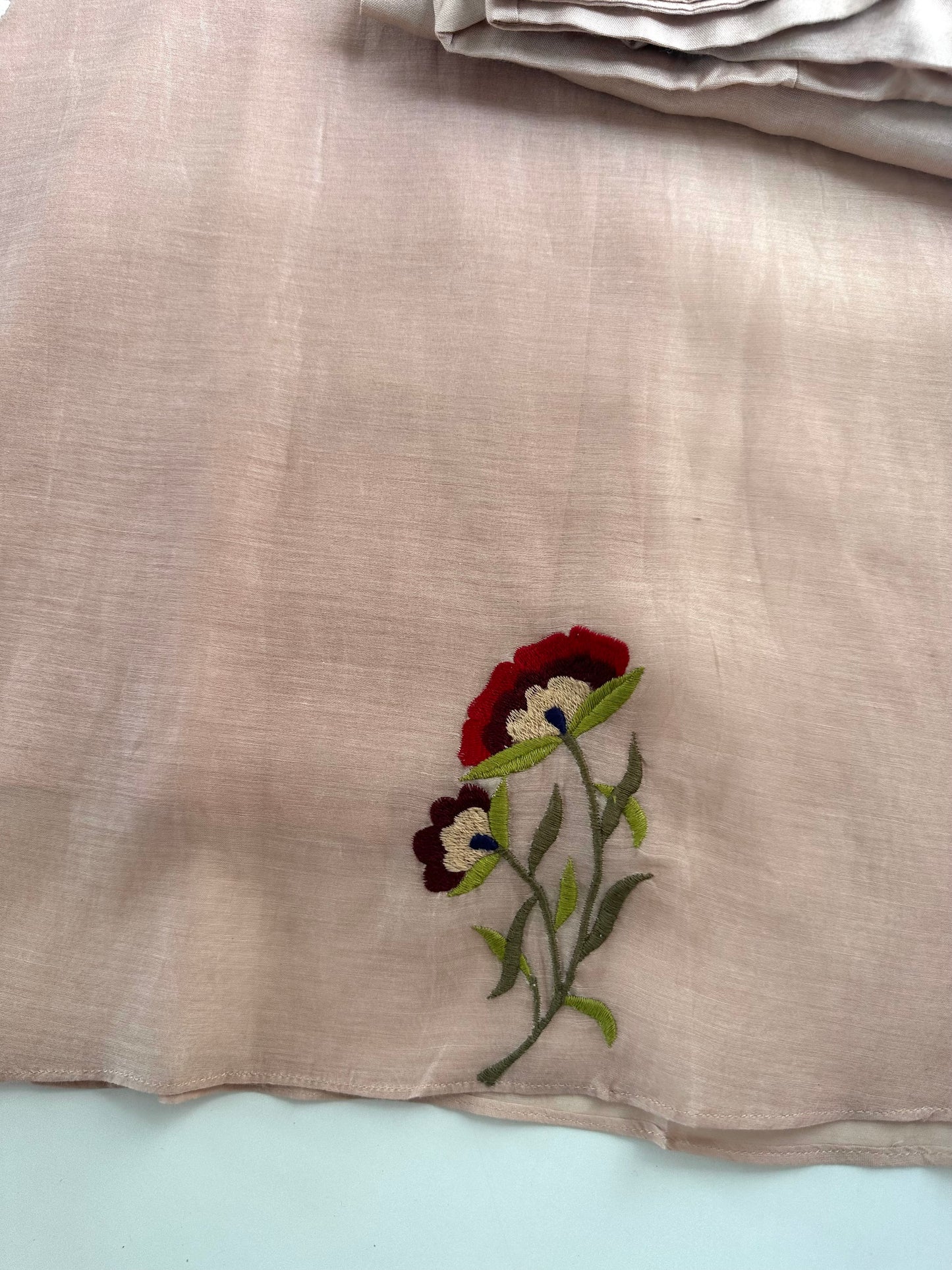 K302 - Mul Chanderi Appliqué work Aline Kurti with pants and dupatta