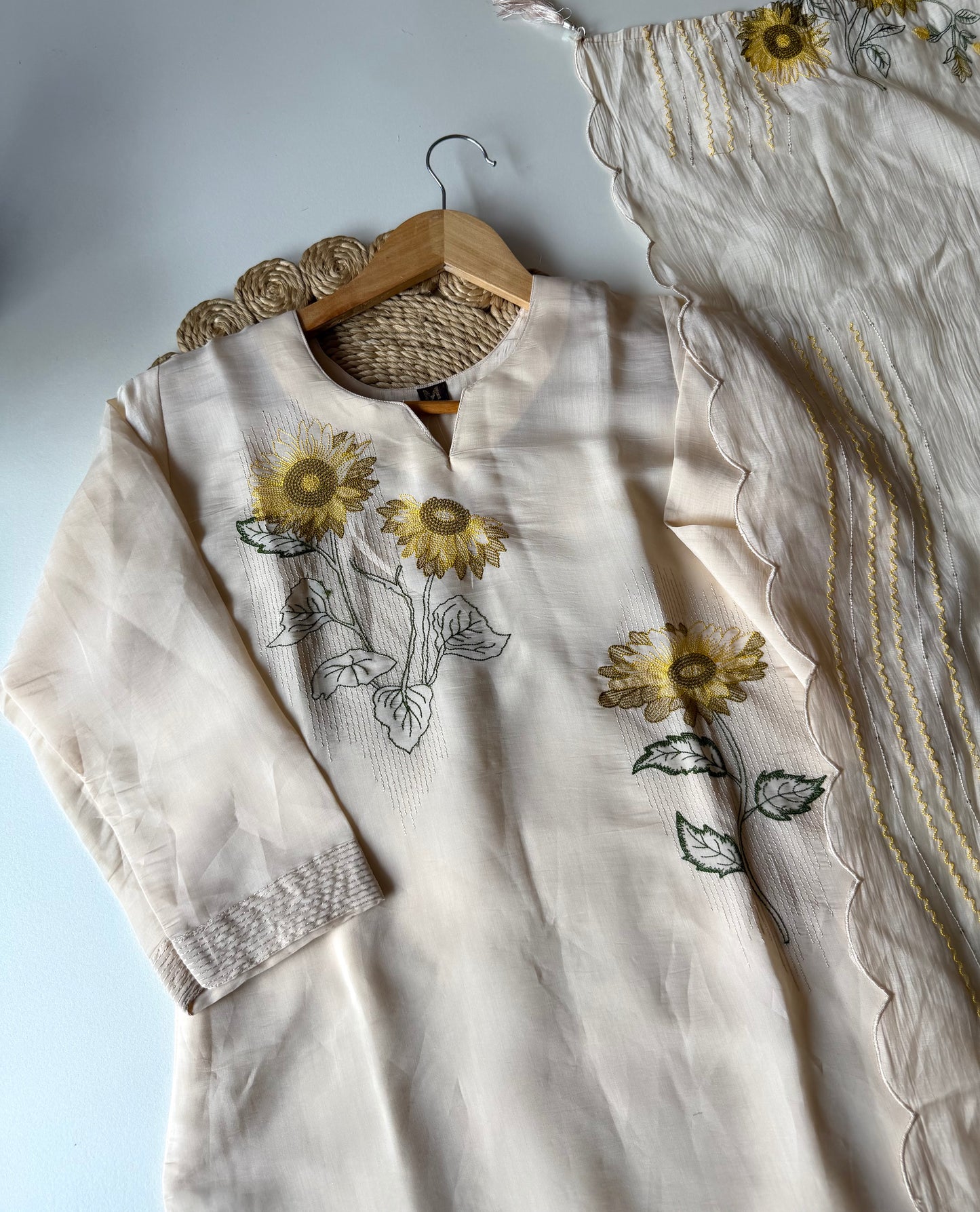 K702 - Surat Mul chanderi embroidered straight Kurti with pants and dupatta in 2 colours