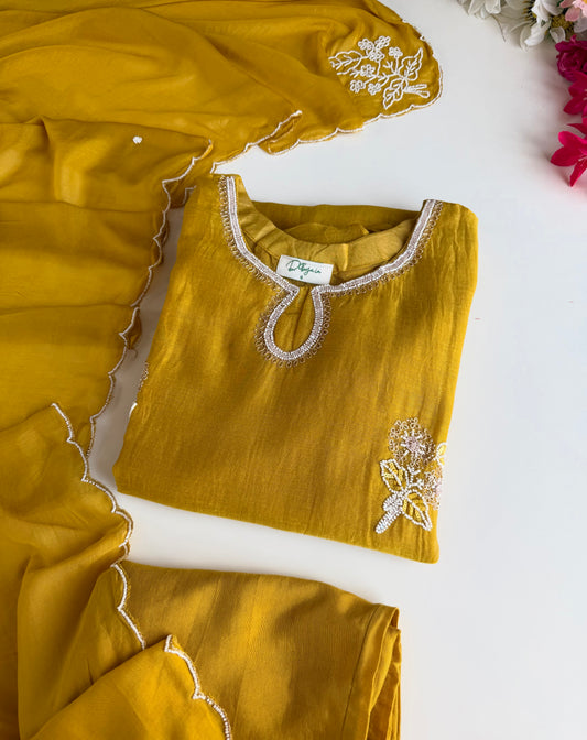 K582 - Mul chanderi handwork aline Kurti with pants and dupatta
