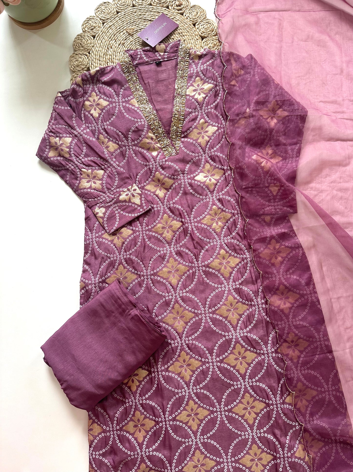 K134 - Dola silk jacquard straight kurti with pants and organza dupatta .