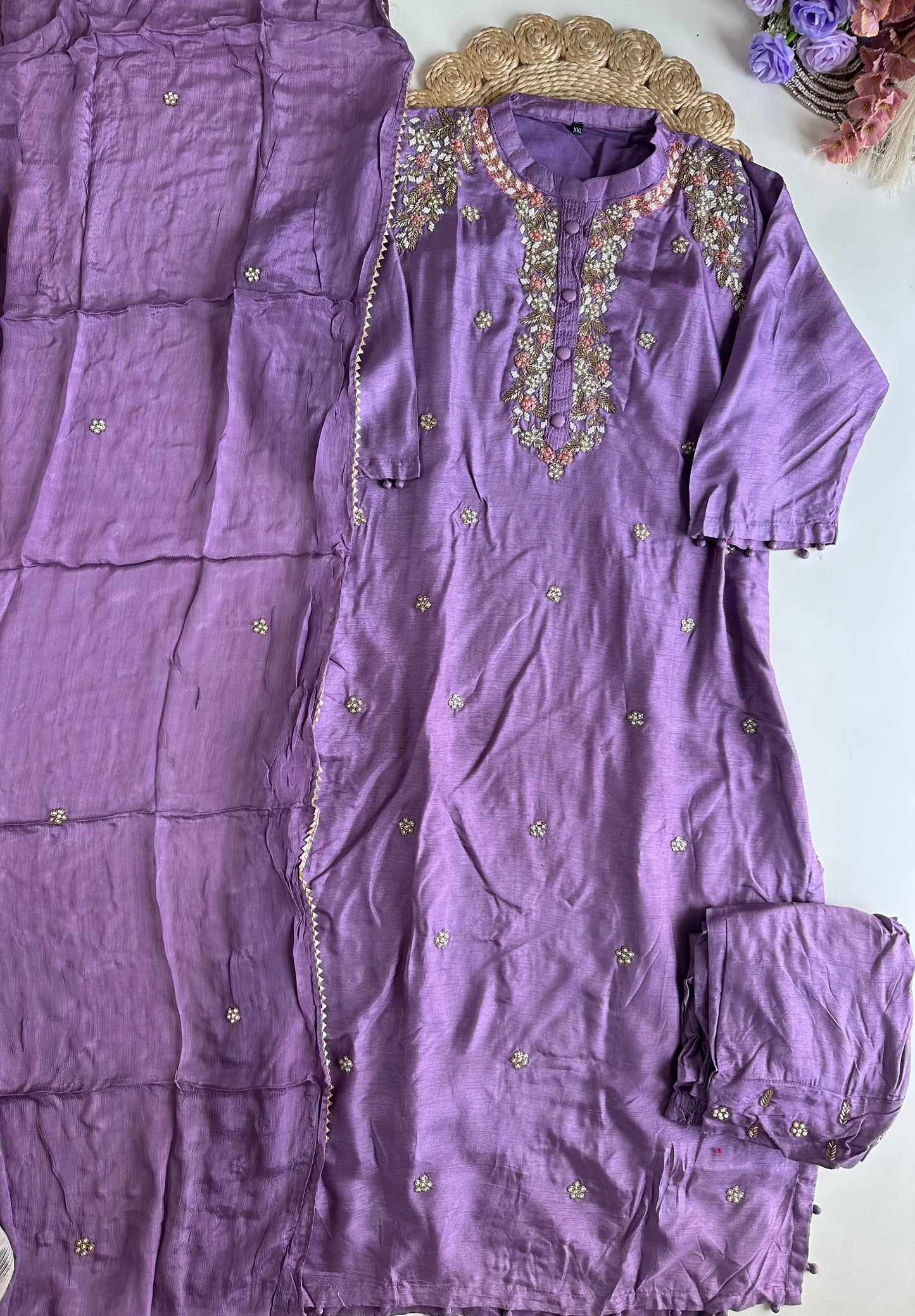 D423-Dola silk straight kurti with pants and dupatta