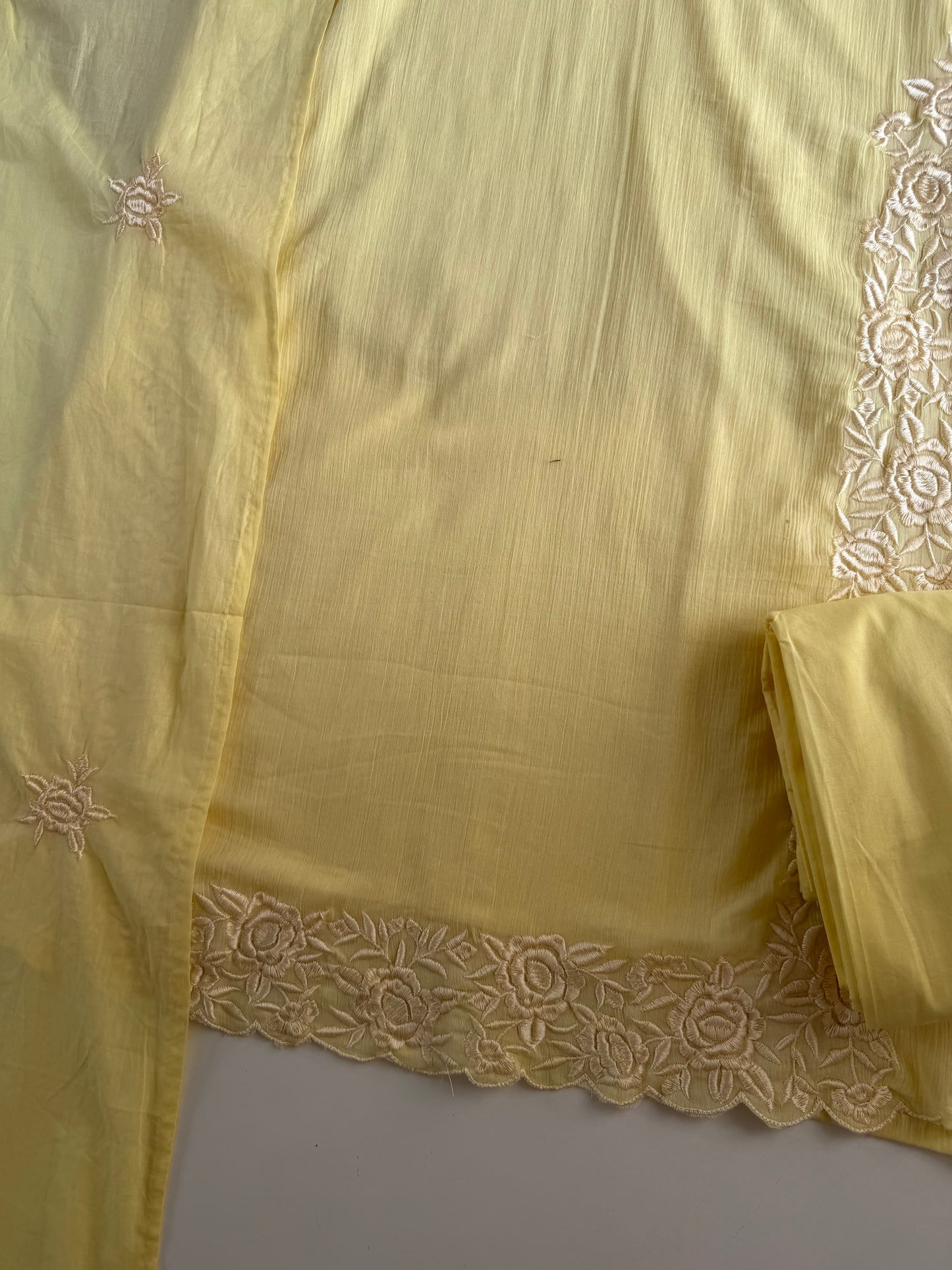 K205 - Crushed mul chanderi embroidered straight Kurti with pants and dupatta