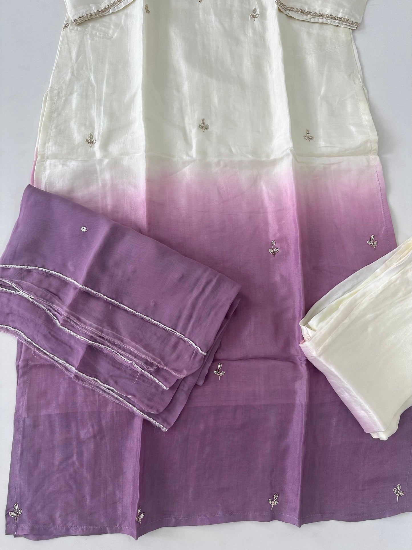 D202 - Dola silk straight kurti with pants and dupatta
