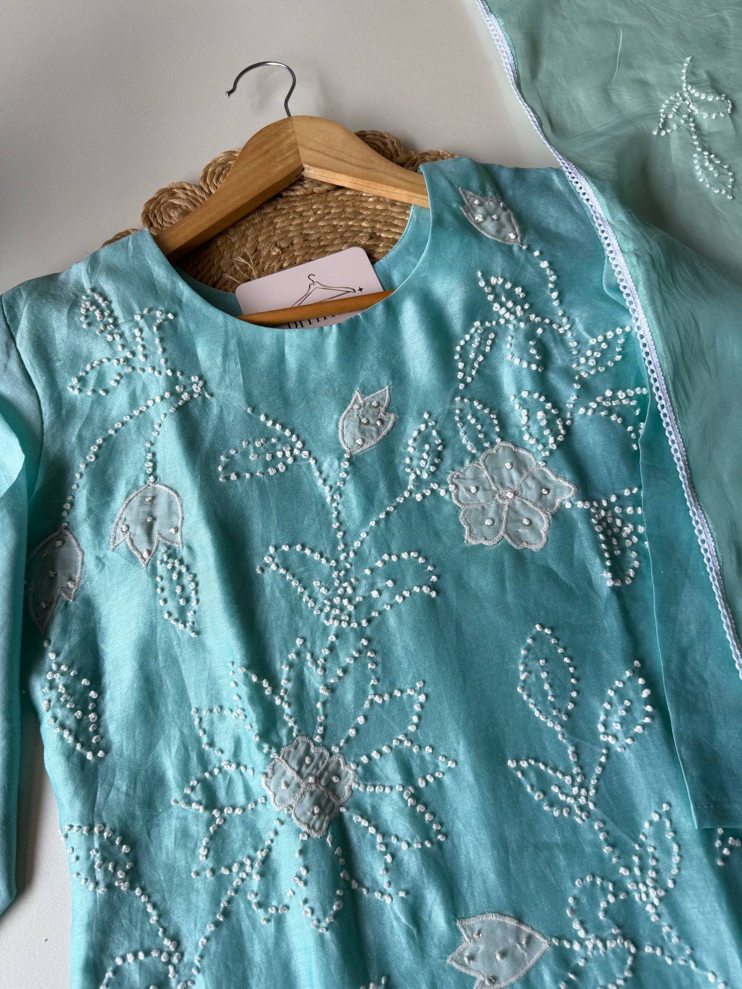 K048 - Chanderi knot appliqué work straight Kurti with pants and dupatta