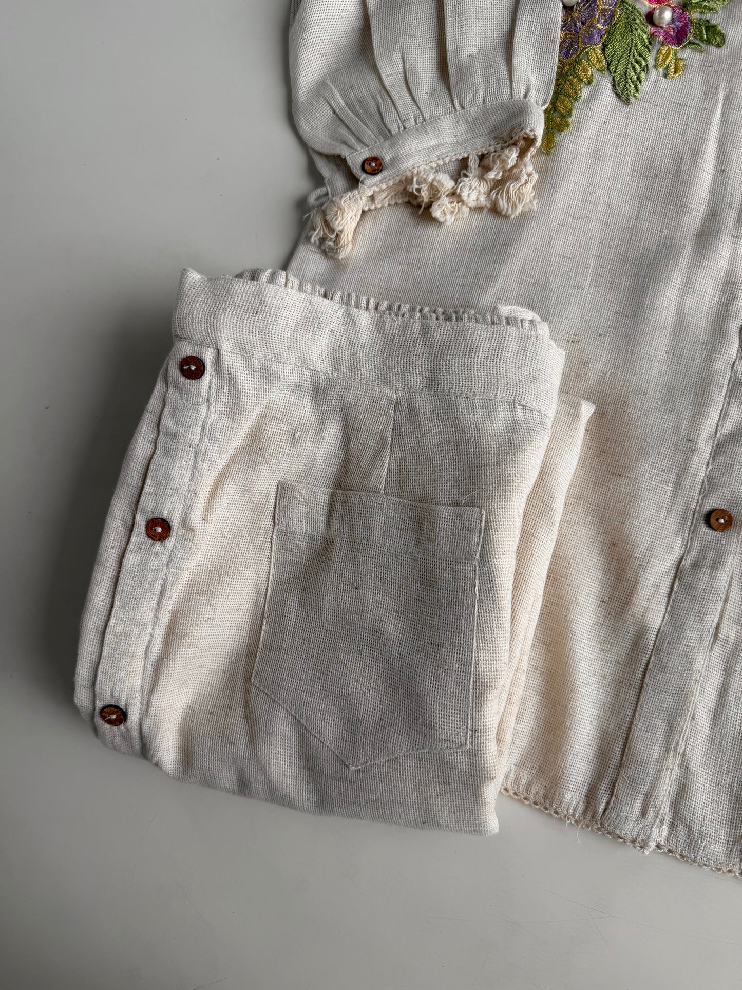 K287 - Linen embroidered coord set