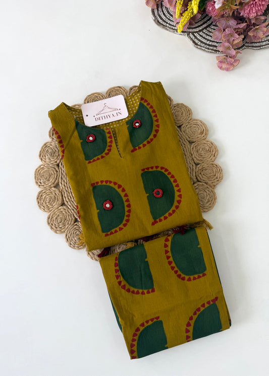 K516 - Mul cotton embroidered Aline Kurti with pants