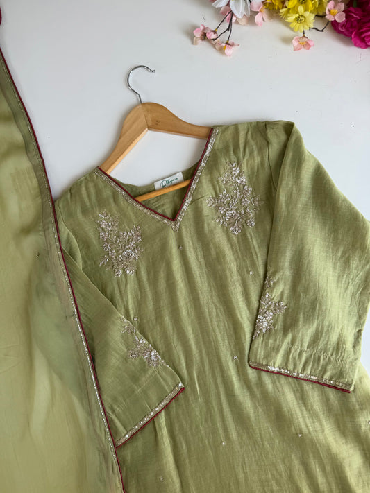 K417 - Mul chanderi handwork piping Aline Kurti with pants and dupatta