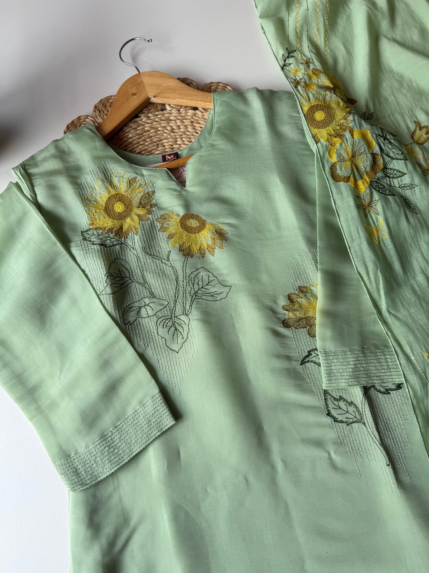 K702 - Surat Mul chanderi embroidered straight Kurti with pants and dupatta in 2 colours