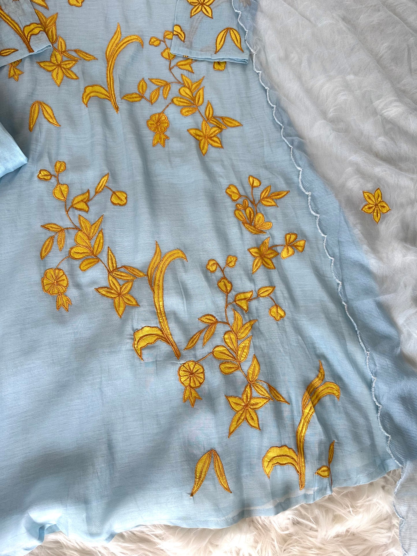 K037 - Mul Chanderi appliqué work Aline Kurti with pants and dupatta