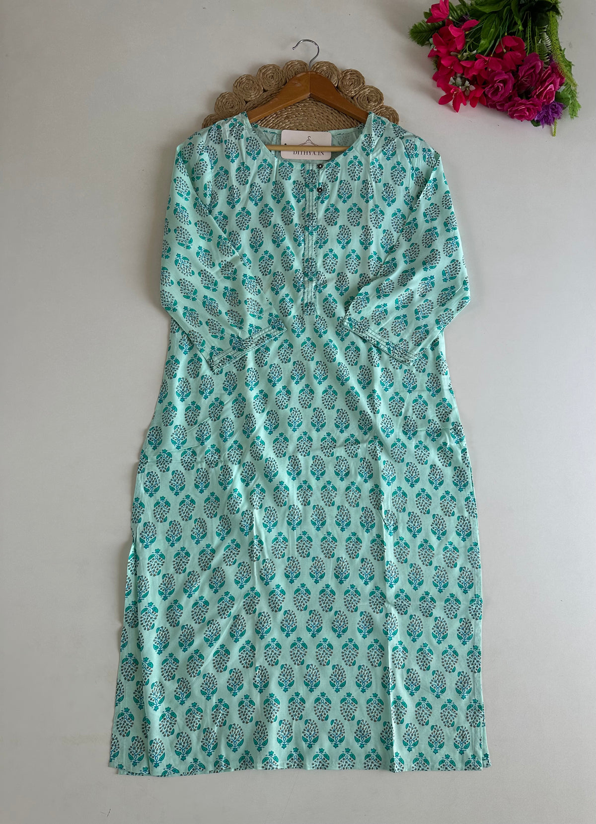 D705-Cotton straight Kurti