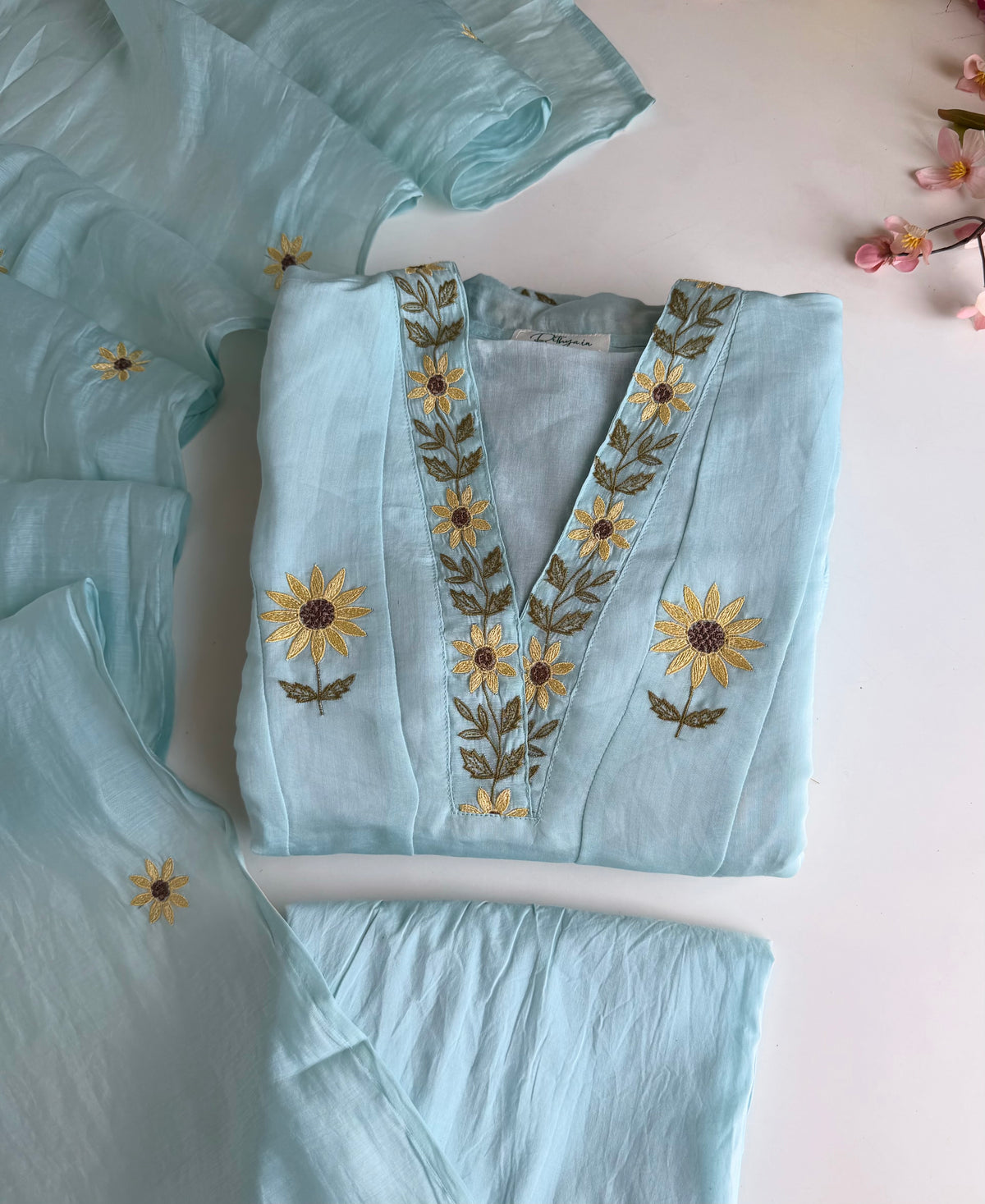 K271 - Surat Mul chanderi floral embroidered Anarkali with pants and dupatta
