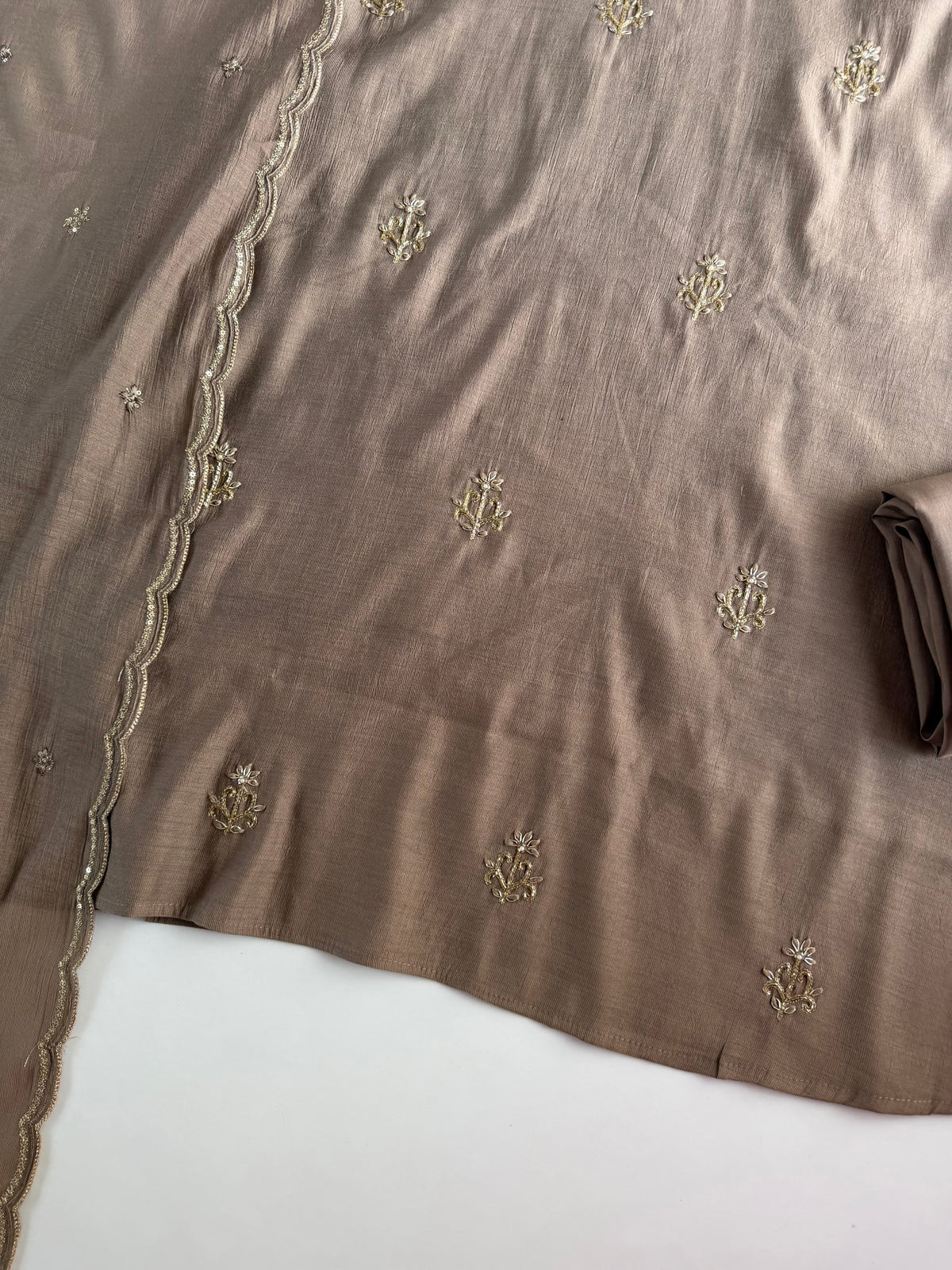K030 - Surat Mul chanderi handwork aline Kurti with pants and dupatta