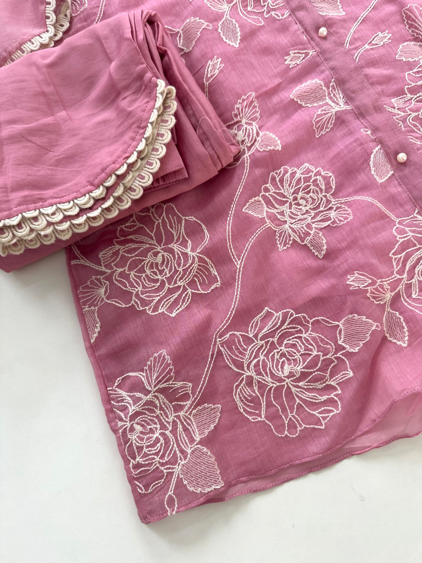 K039 - Mul Chanderi embroidered coord set