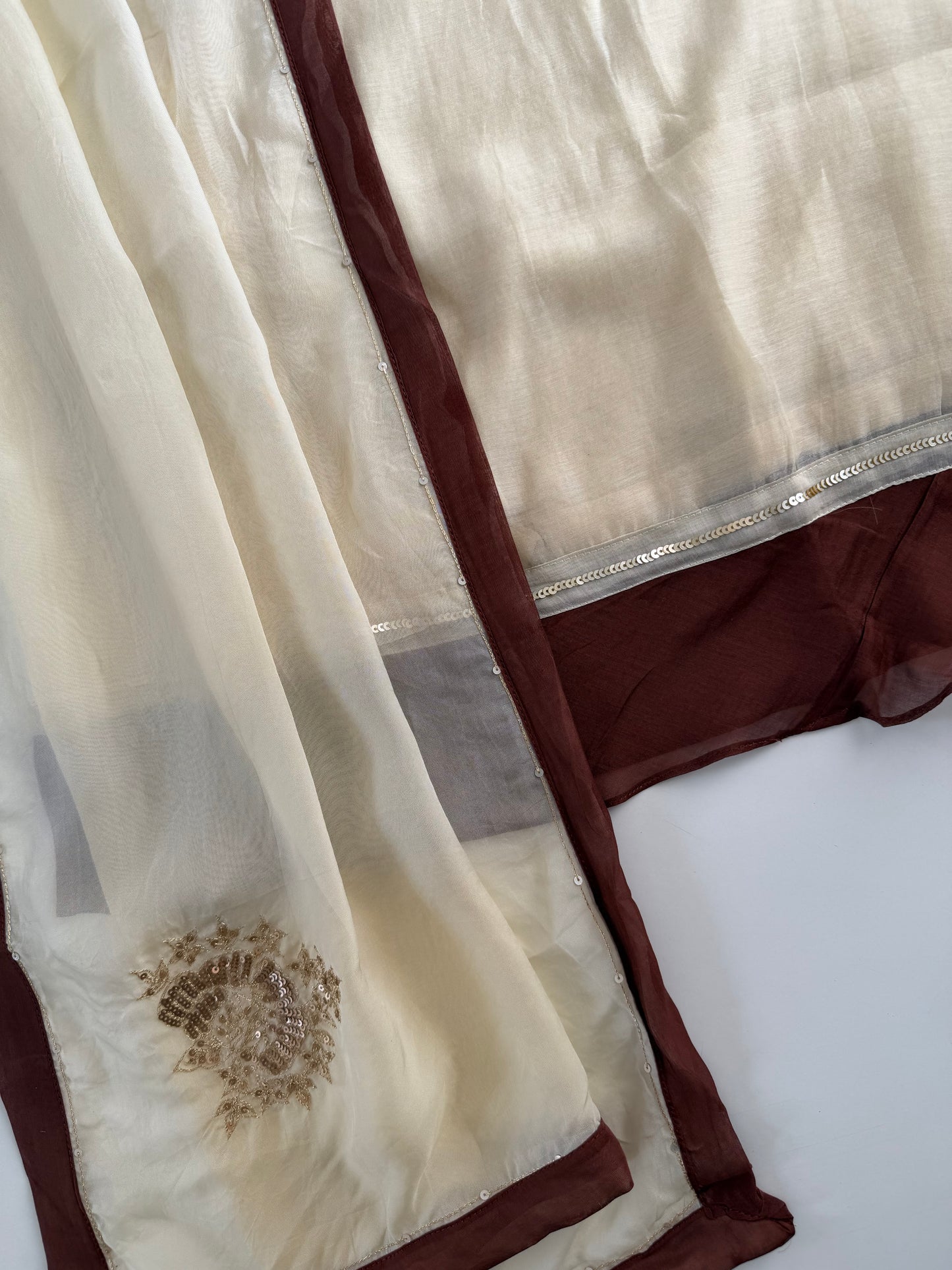 K513 - Mul chanderi handwork aline Kurti with pants and dupatta