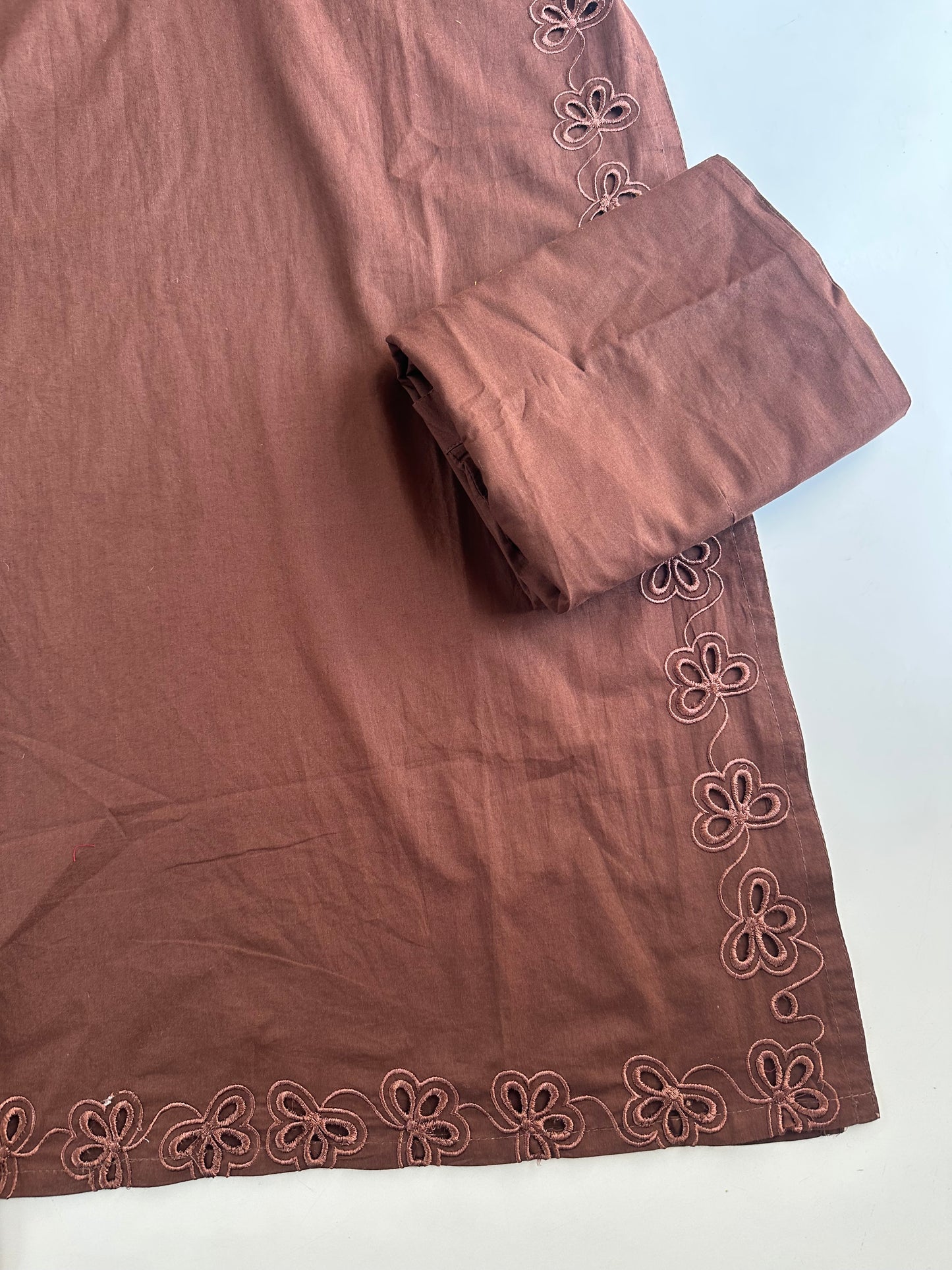 K731 - Mul cotton cut work straight Kurti with pants and dupatta