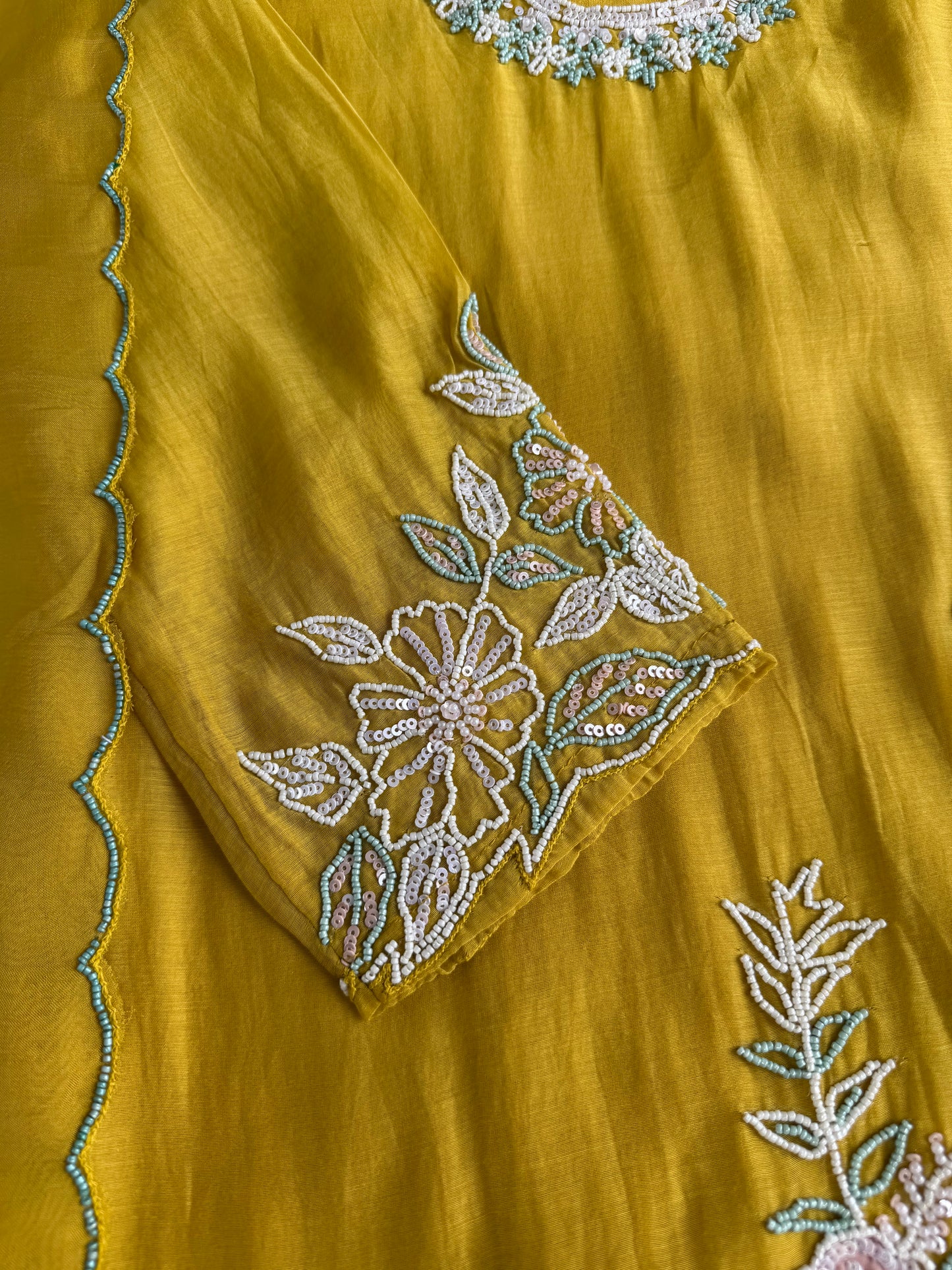 K466 - Mul chanderi handwork short Kurti with palazzo and dupatta