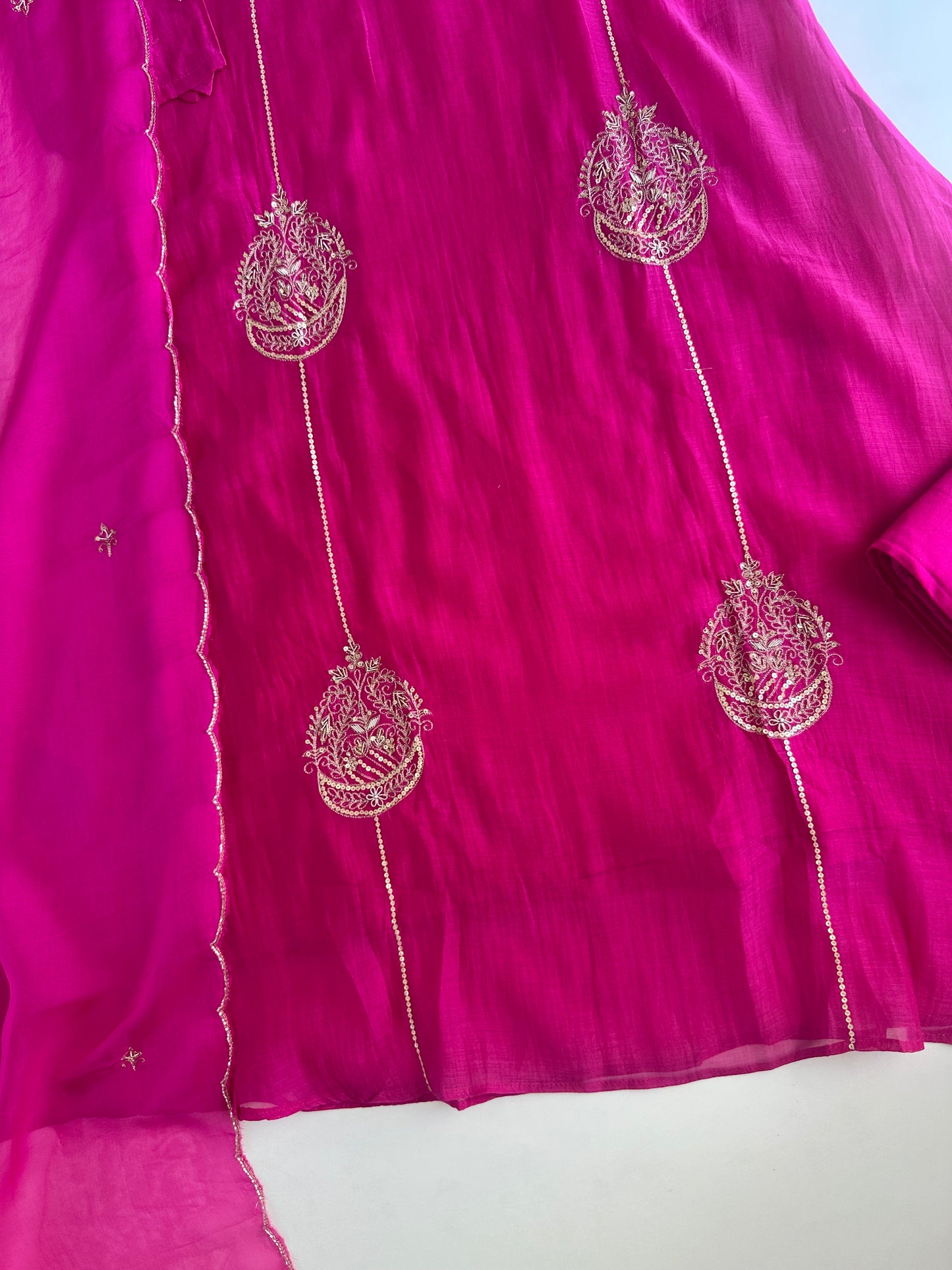 K460 - Mul Chanderi zardosi work Aline Kurti with pants and dupatta