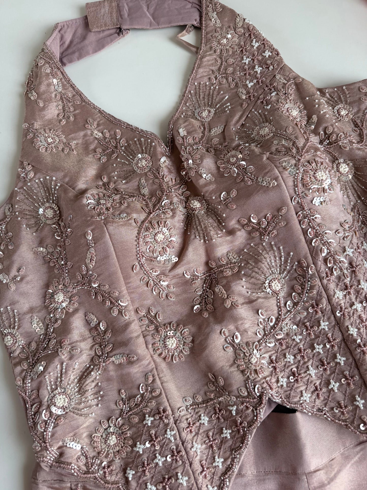 K533 - Tissue silk handwork crop top with divider pants in 3 colours