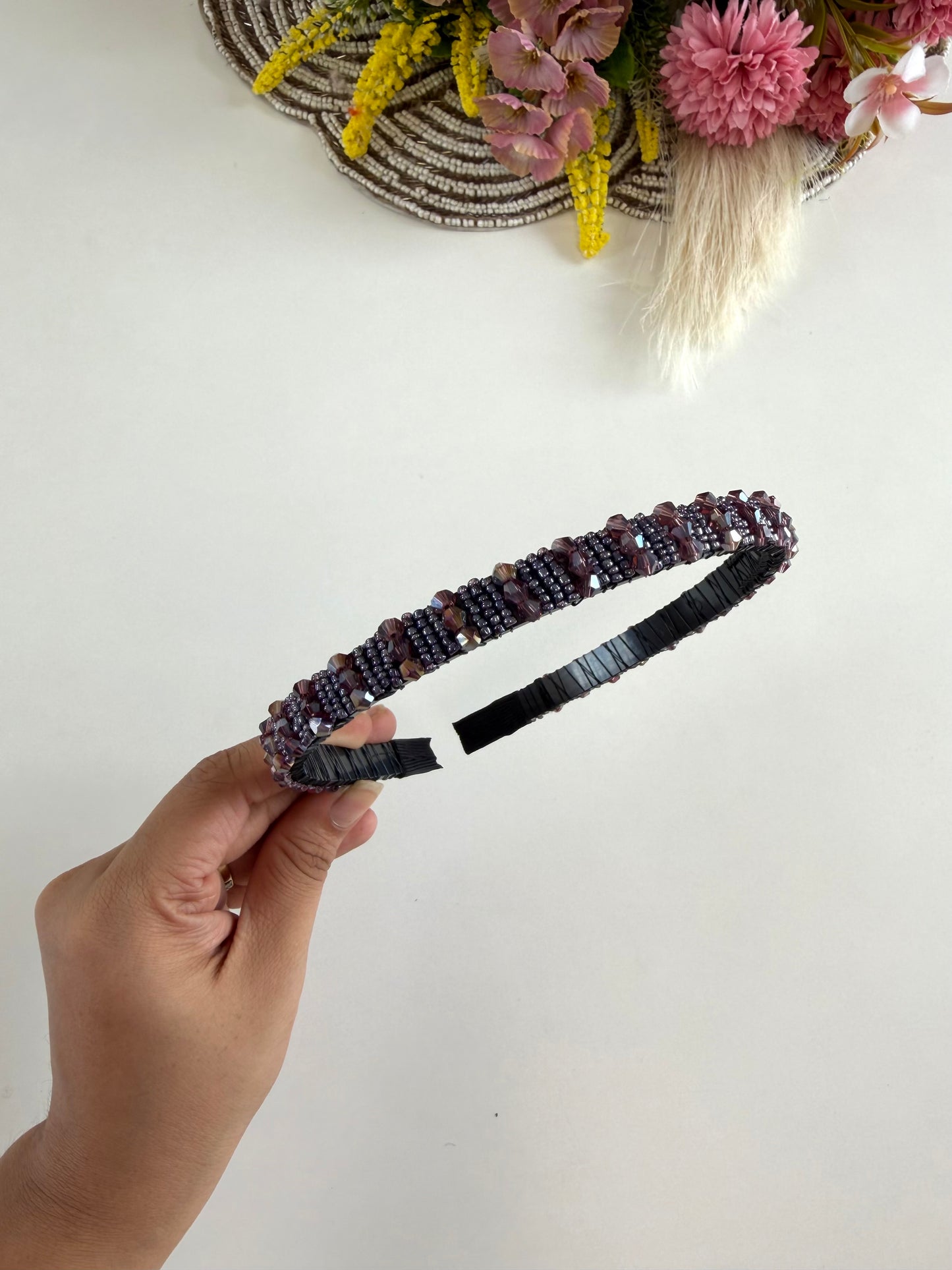 A068 - Beaded hairband in 7 colours (price for each)