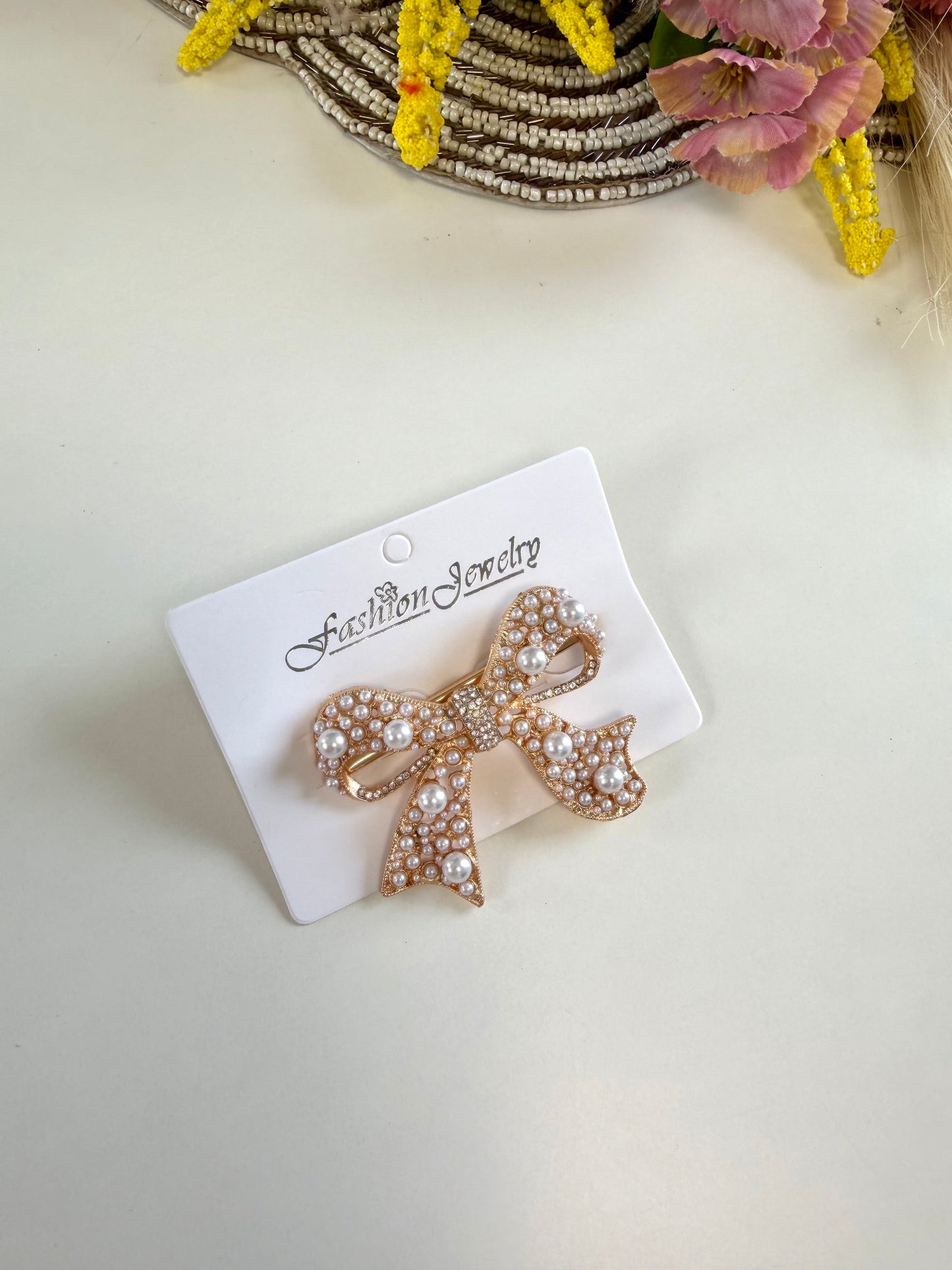 A056 - Bow designer hair clip