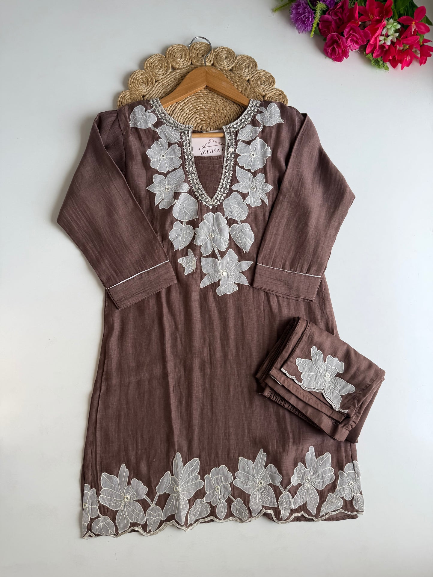 K224 - Mul chanderi embroidered handwork coord set