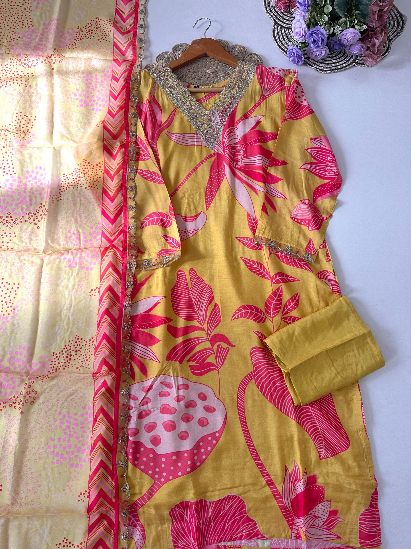 D045 -Muslin silk straight kurti with pants and dupatta
