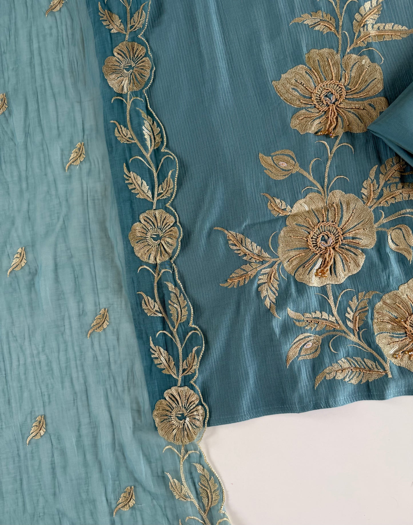 K542 - Muslin doriya embroidered straight Kurti with pants and dupatta