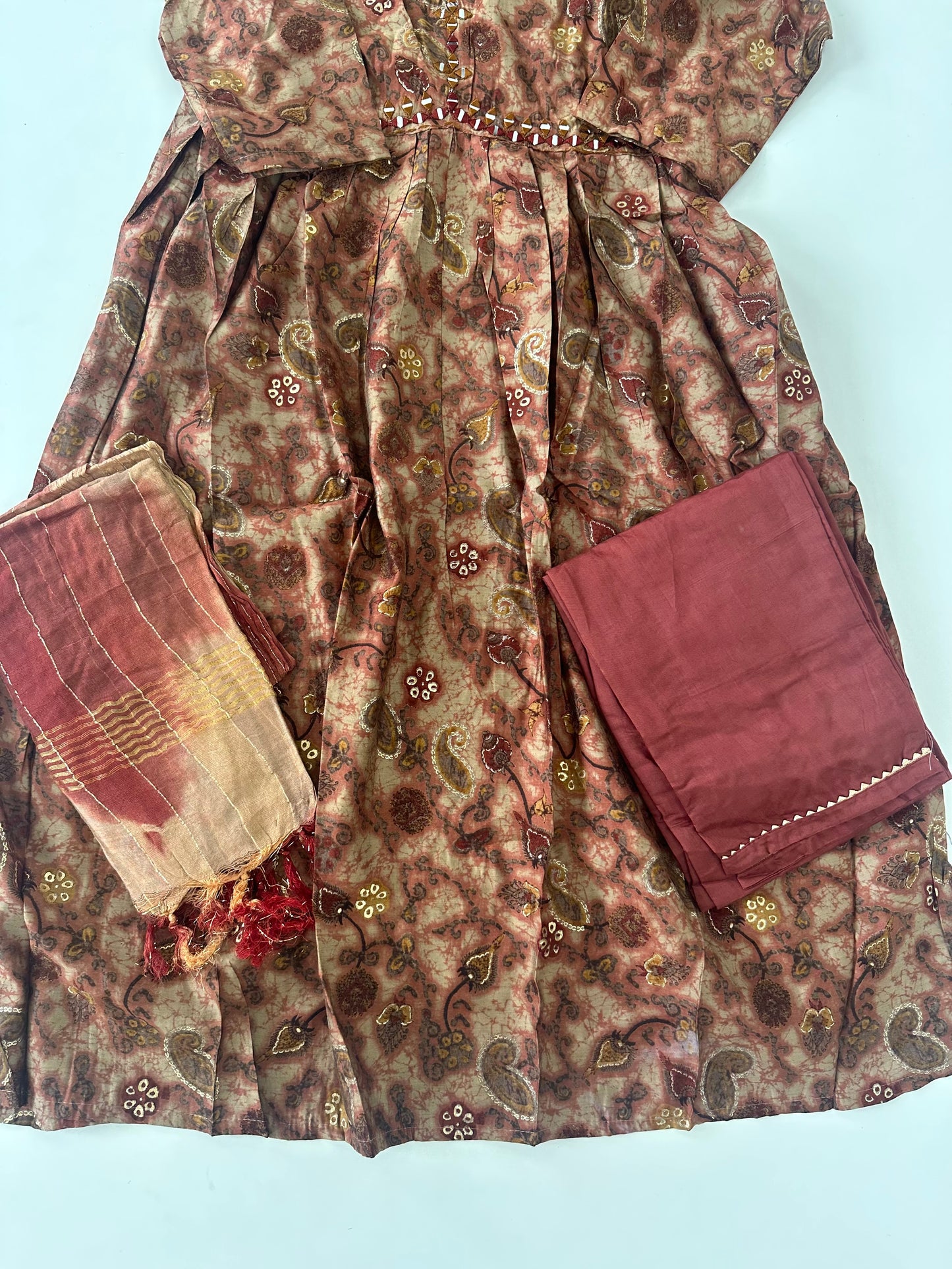 D235 - Roman silk Alia cut with pants and dupatta