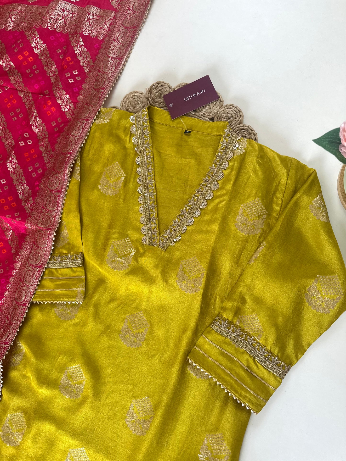 K164 - Dola silk Jacquard collar neck straight kurti with pants and Banarasi silk dupatta.