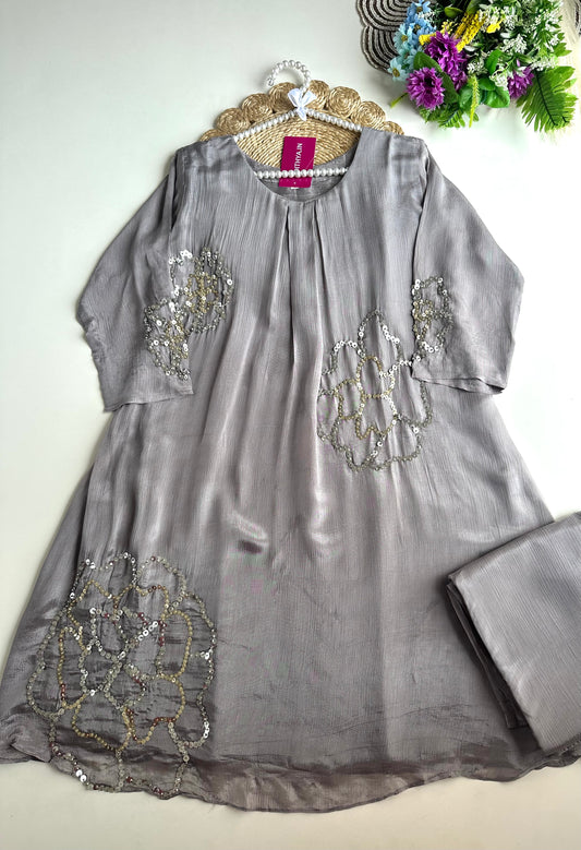 K062 - Pure Chinnon handwork Coord set