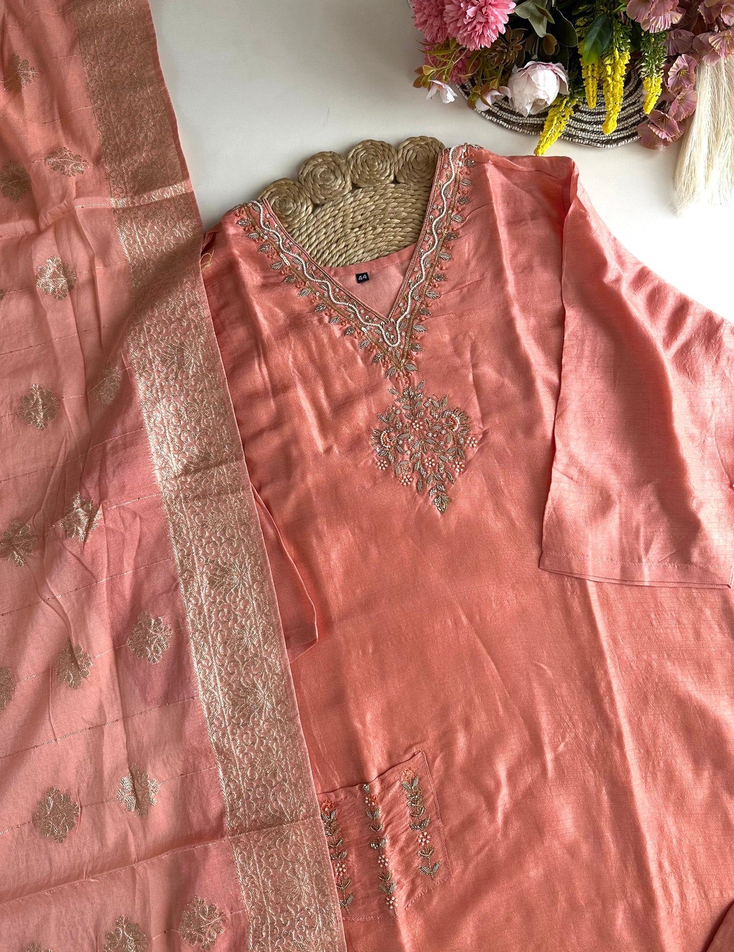 D444 - Dola silk straight Kurti with pants and dupatta