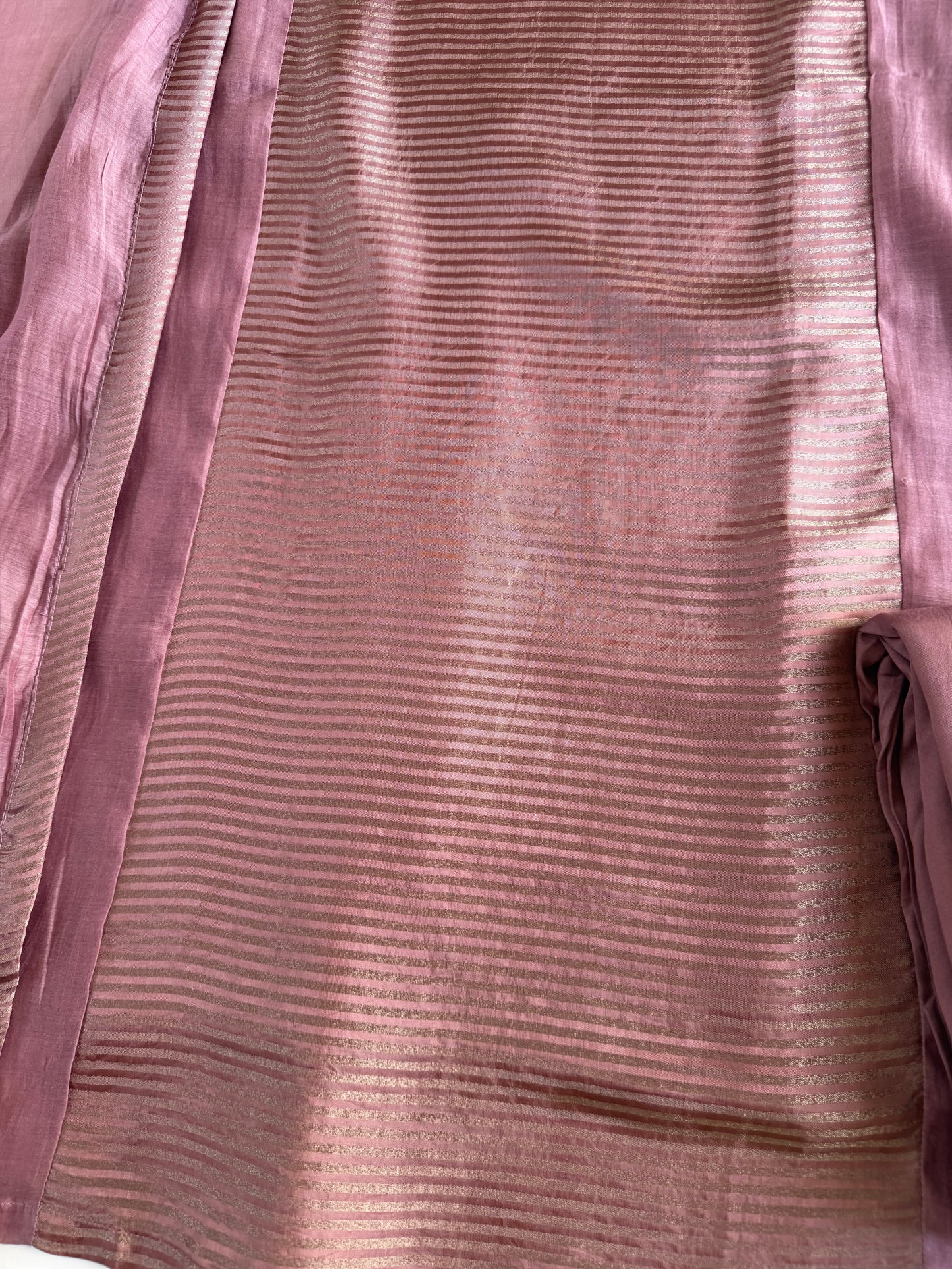 K089 - Mul chanderi zari Aline Kurti with pants and dupatta