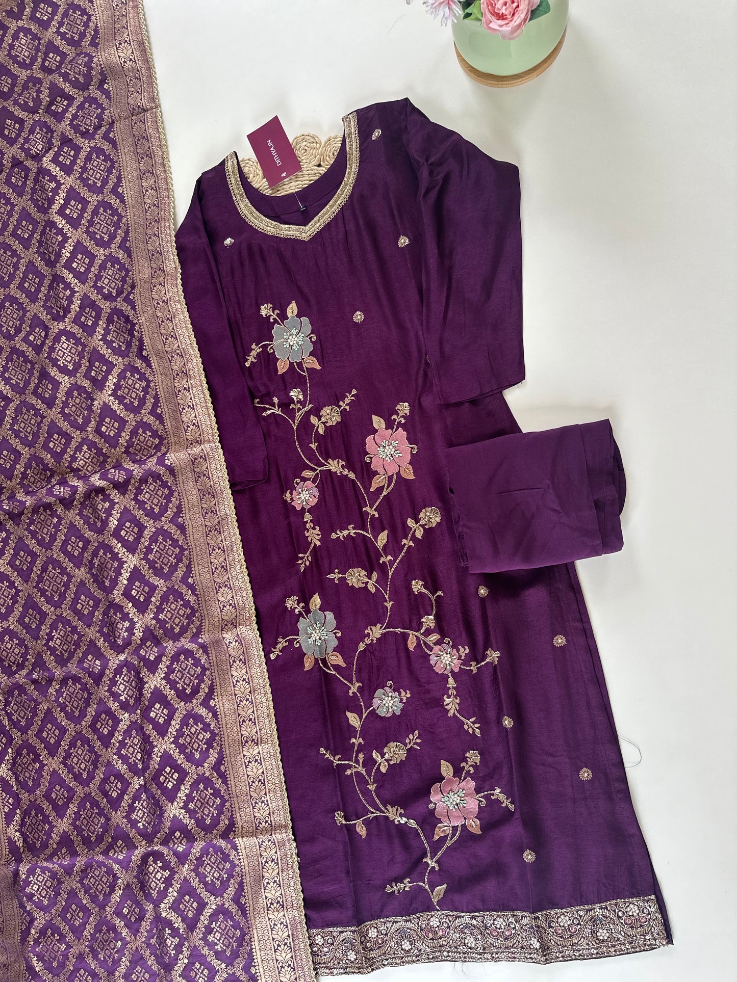 K019 - Dola silk zari work straight kurti with pants and Banarasi silk dupatta .