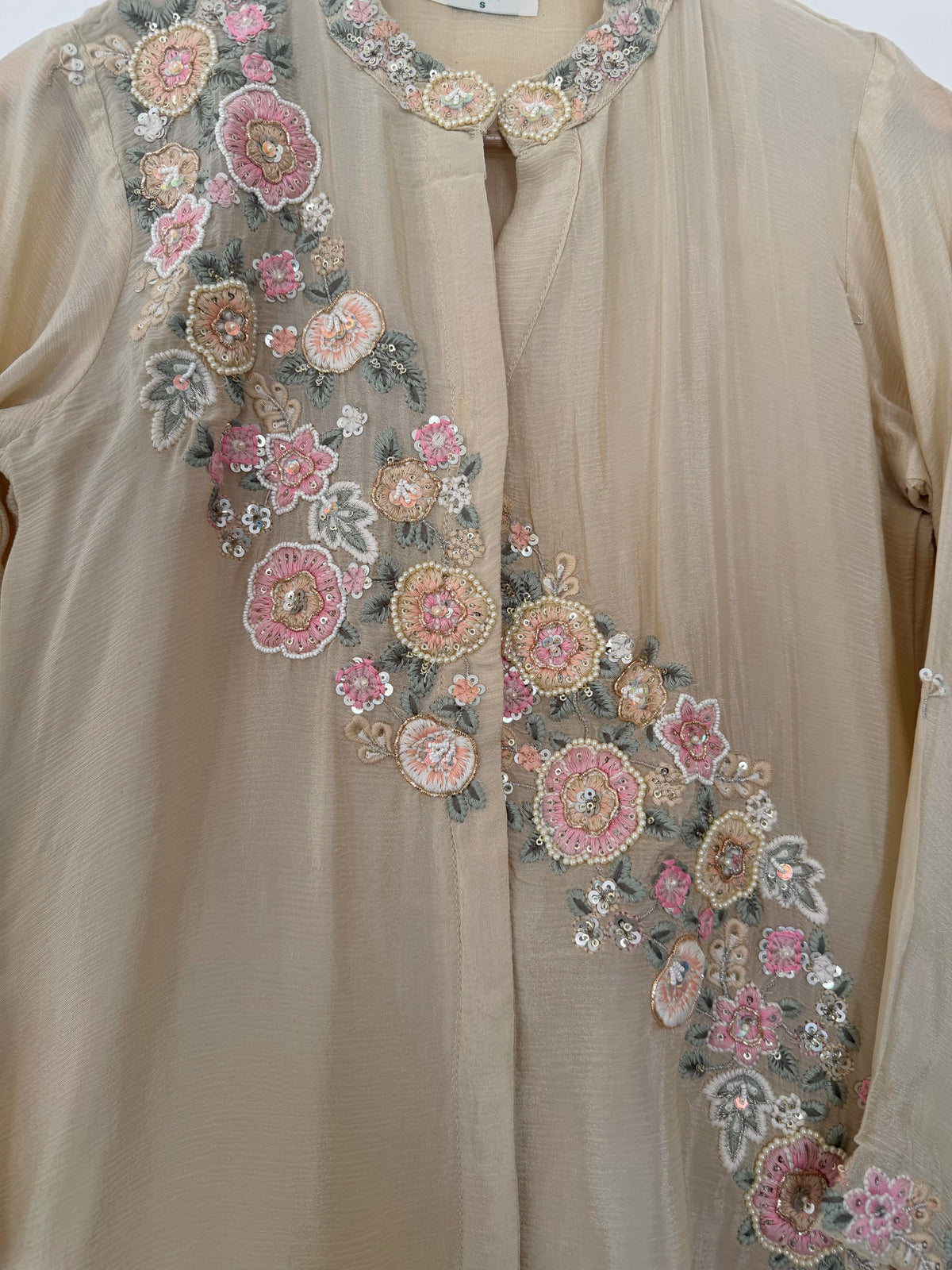 K677 - Pure Chinnon handwork coord set