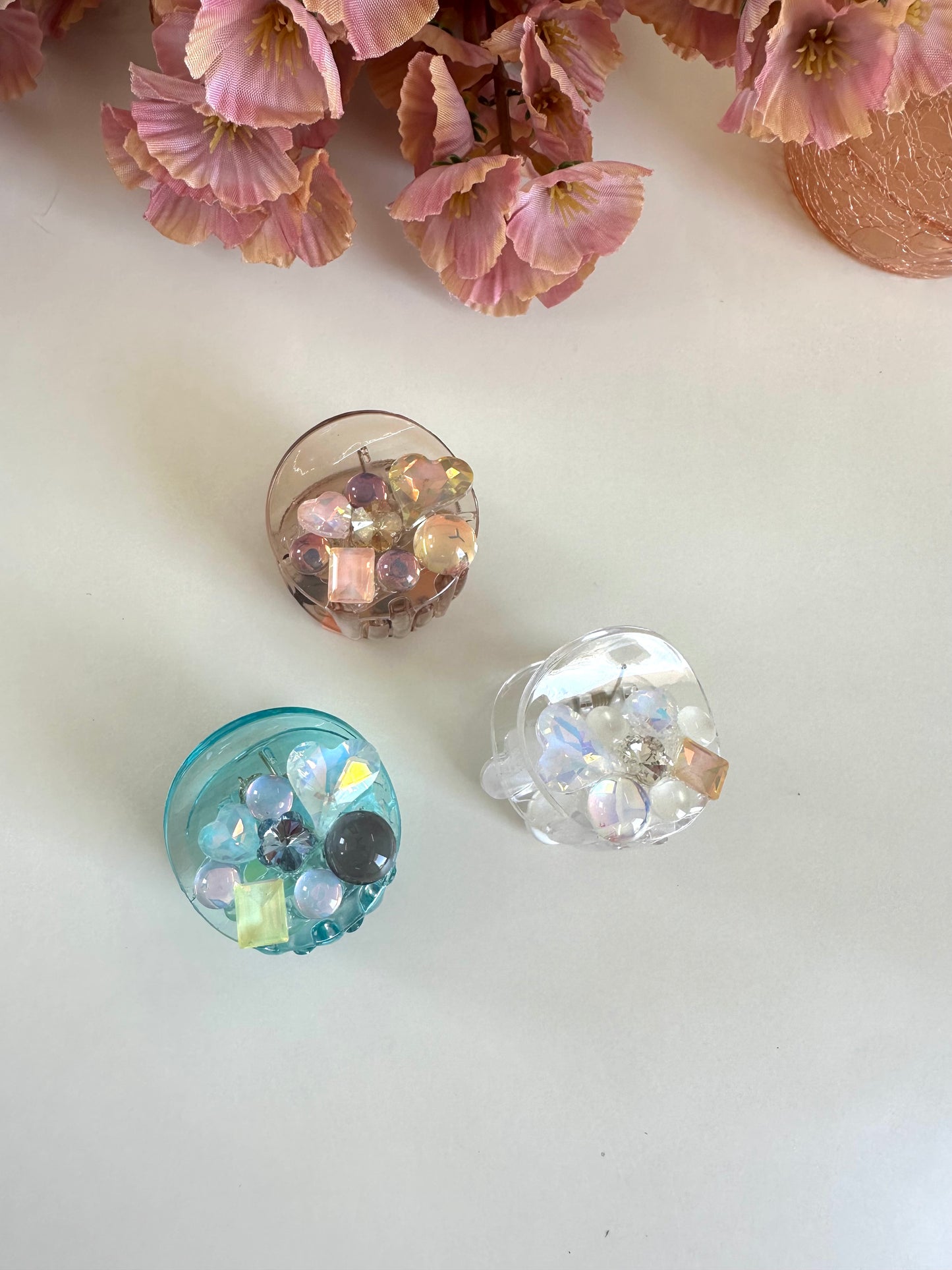 A009 - Fancy hair clips (per piece)