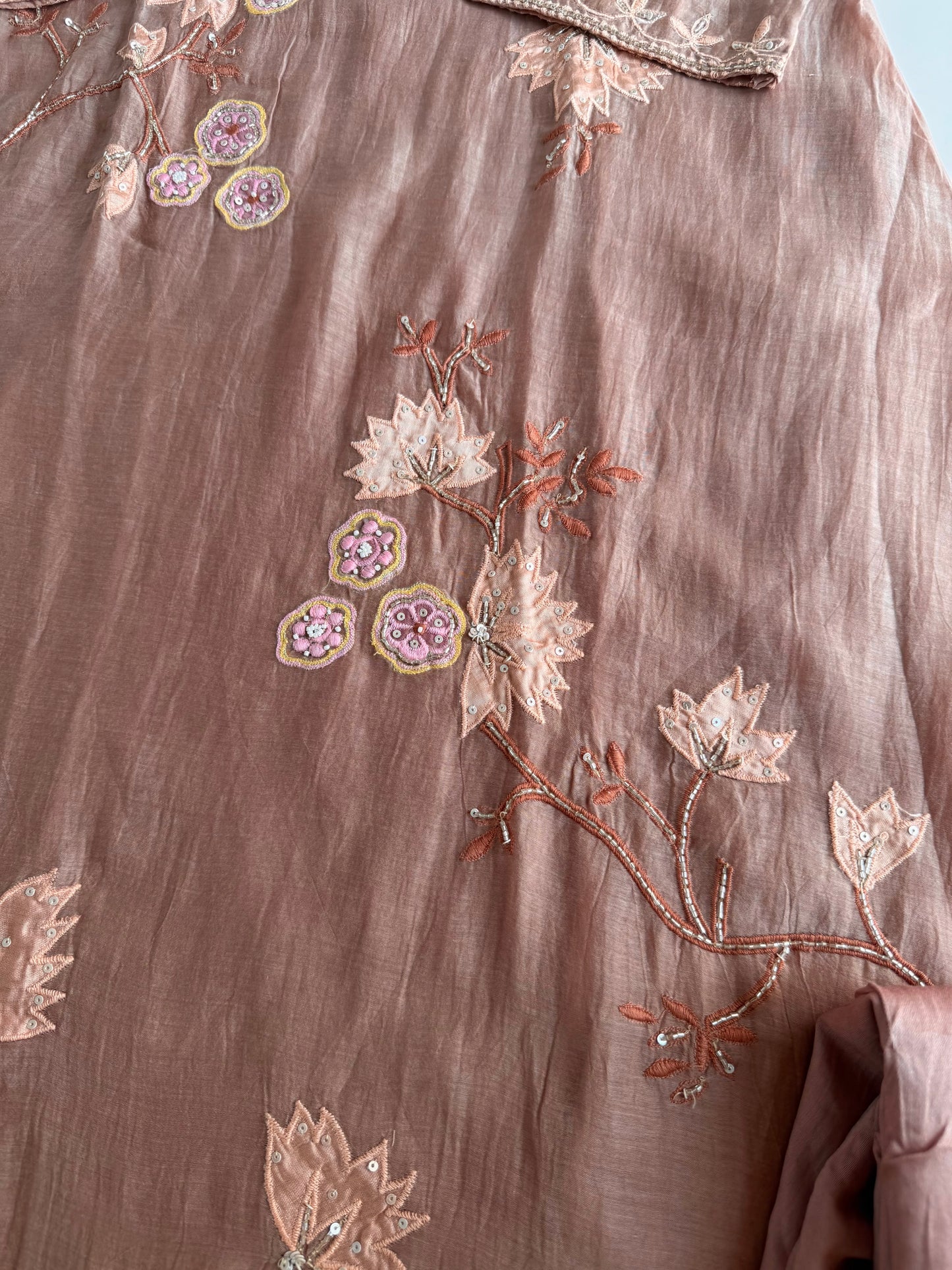 K630 - Mul chanderi appliqué Aline Kurti with pants and dupatta