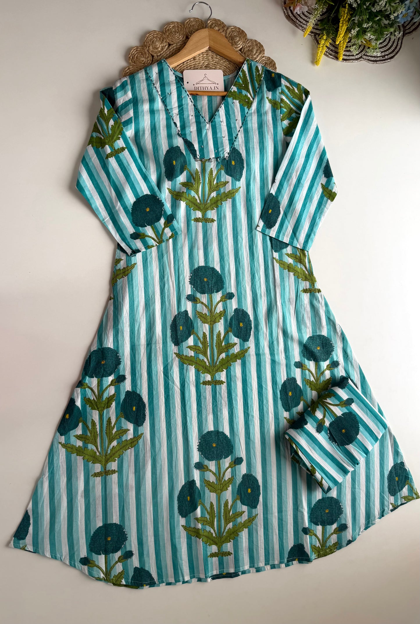 K669 - Mul cotton Printed Aline Kurti with pants