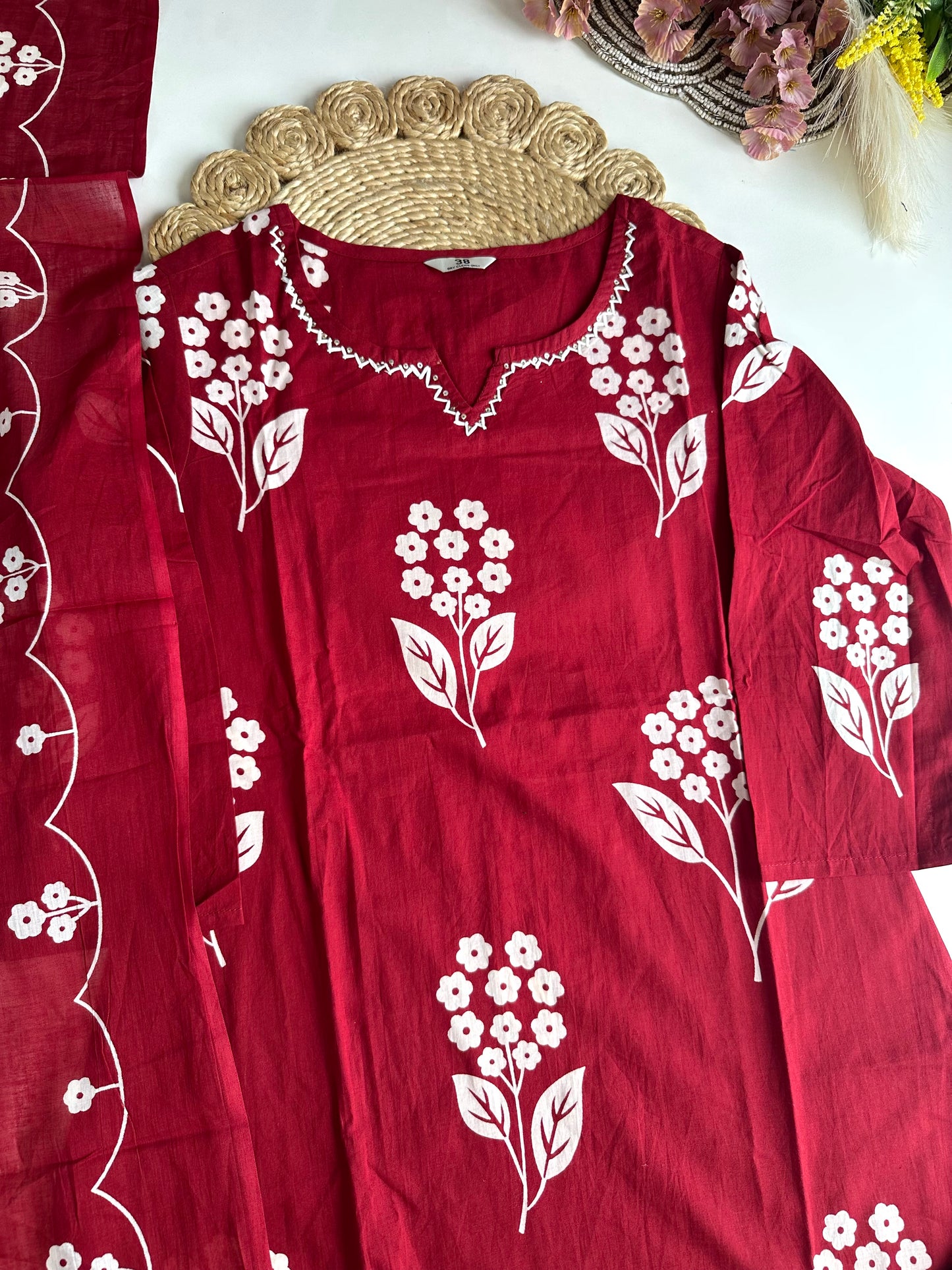 K444 - Mul Cotton straight Kurti with pants and dupatta
