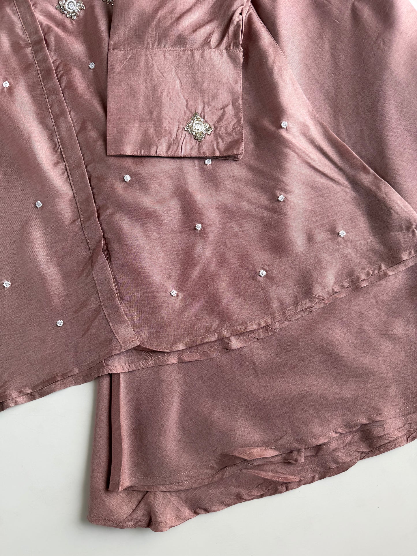 K612 - Russian silk handwork coord set