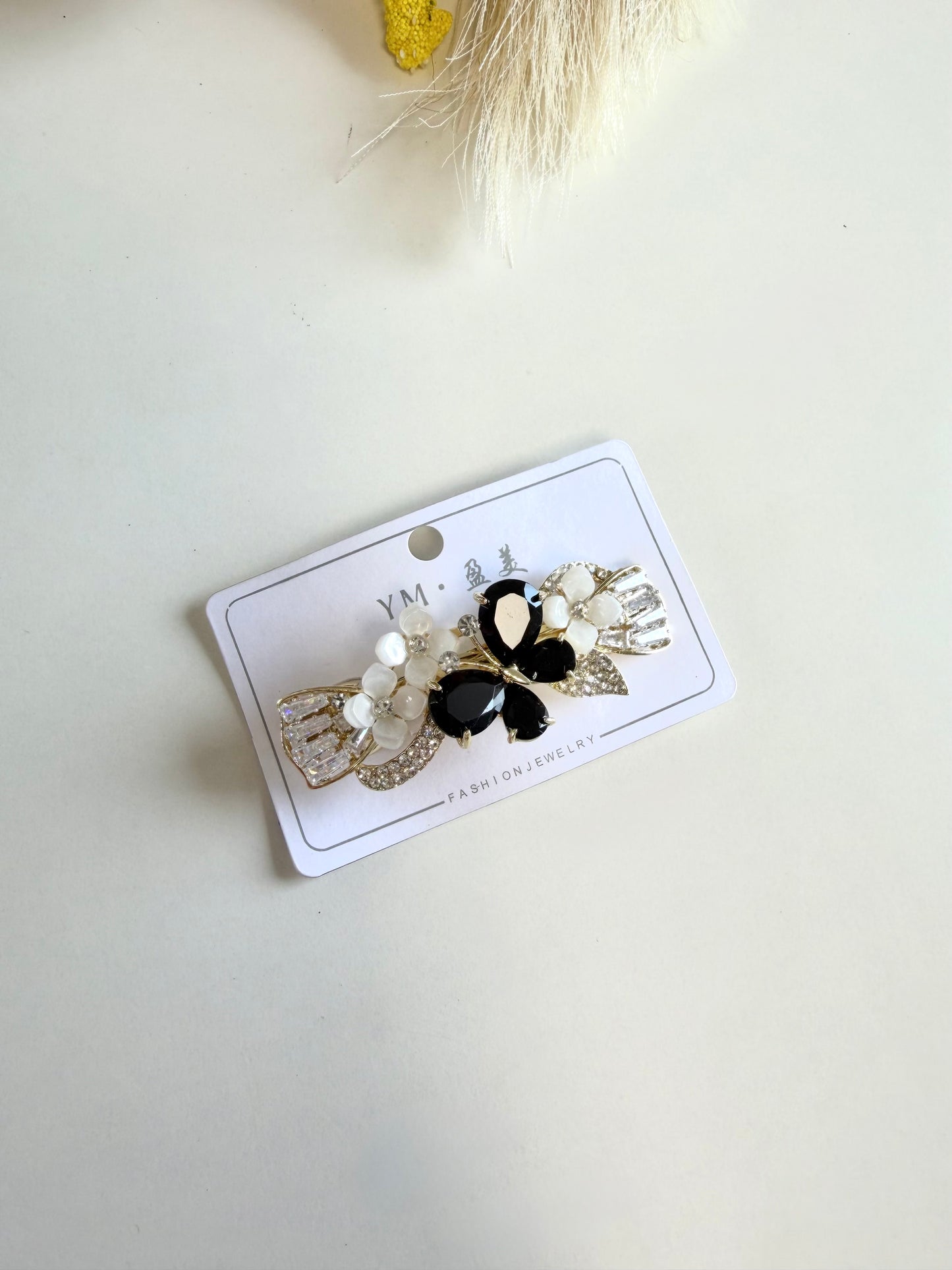 A045 - Designer stone hair clip