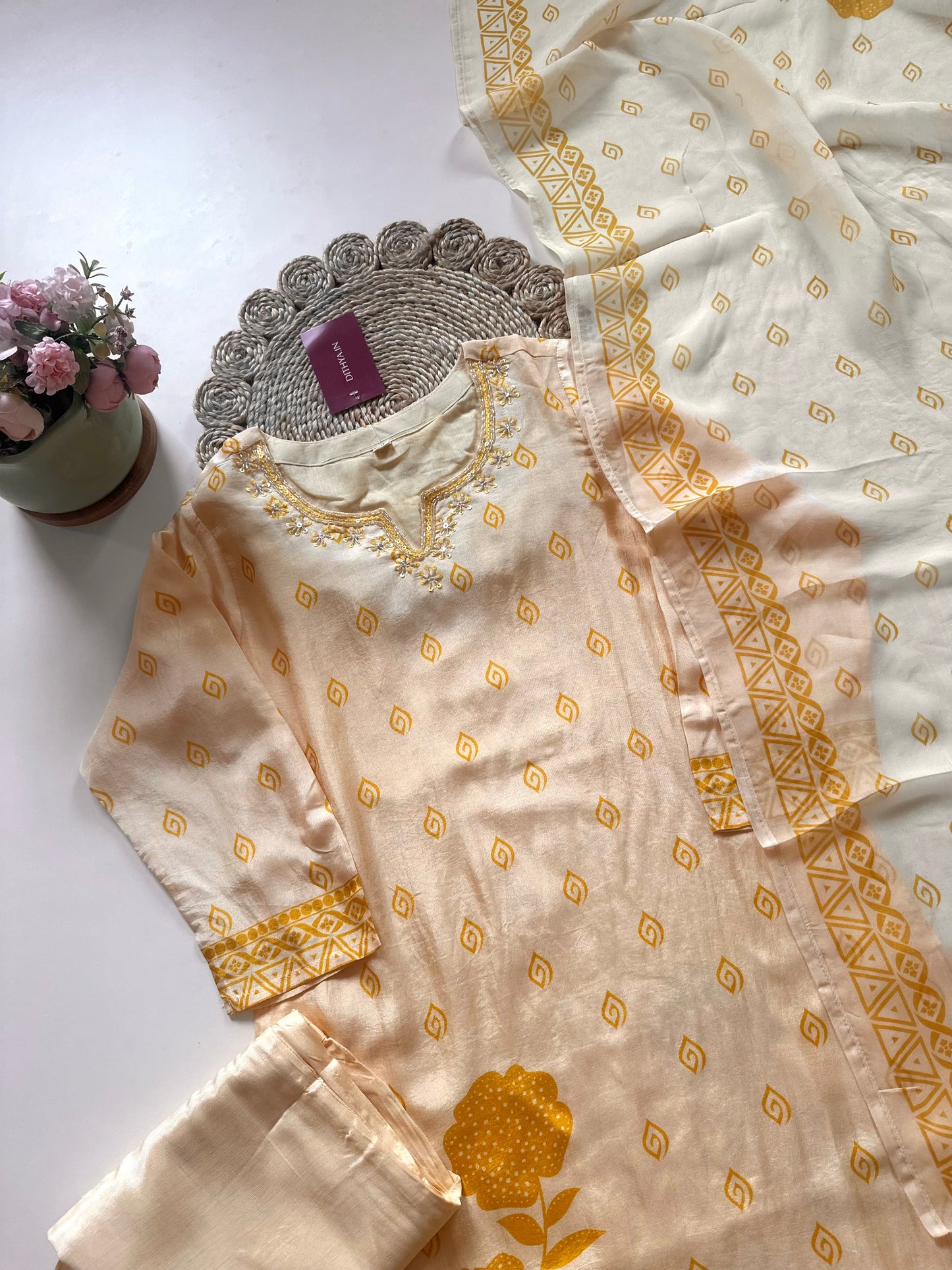 K160 - Dola silk printed straight Kurti with pants and dupatta