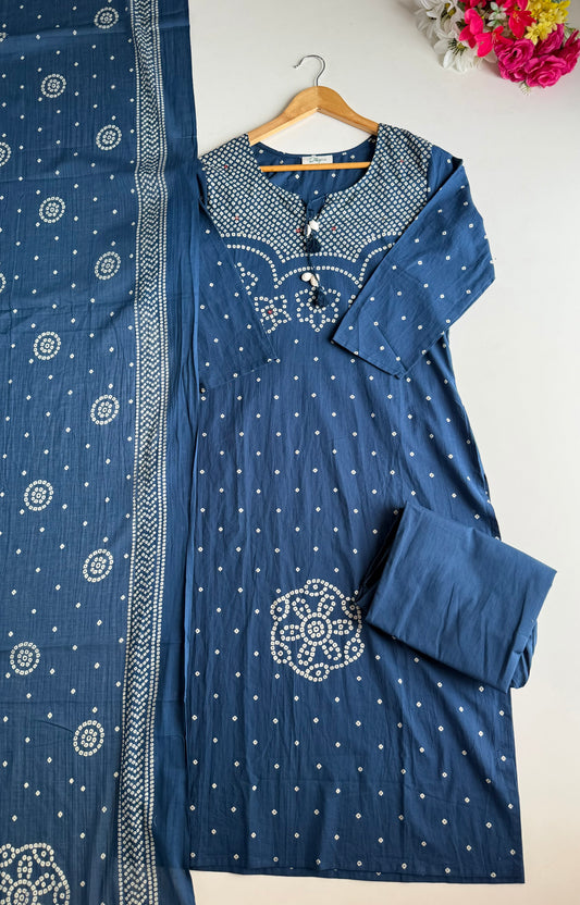 K643 - Mul cotton bandhini straight Kurti with pants and dupatta
