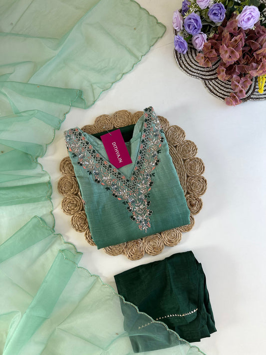 D007 -Dola silk straight kurti with pants and dupatta